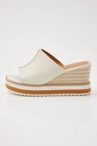 【スタッカート/STACCATO】のロワールステップウェッジヒールミュール 人気、トレンドファッション・服の通販 founy(ファニー) ファッション Fashion レディースファッション Fashion for Women おすすめ Recommended / Our Picks サンダル Sandals, Summer Shoes トレンド Trend, Trending Now 軽量 Lightweight, Ultra Light thumbnail ホワイト|ID: prp329100004607201 ipo3291000000034940805