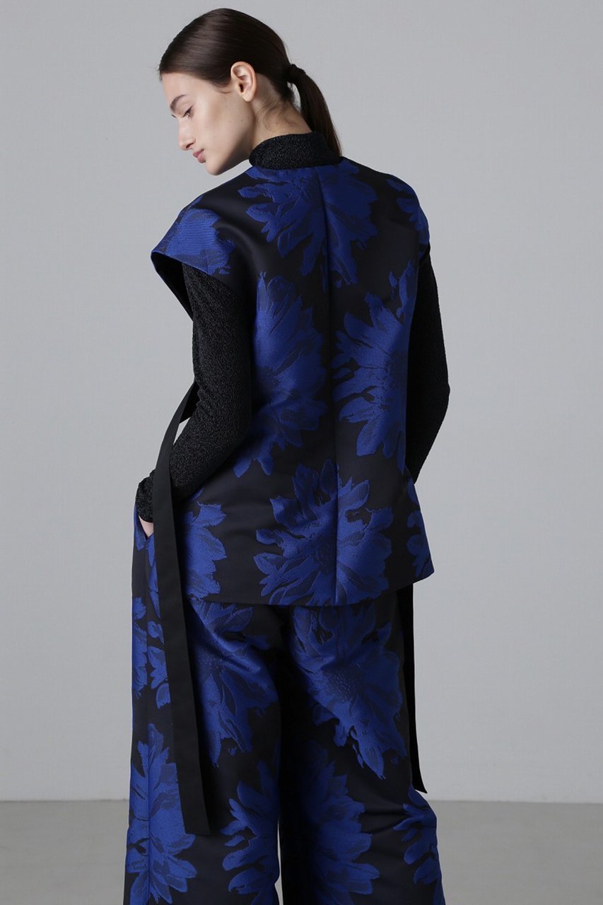 【アドーア/ADORE】のボタニカルジャガードブラウス 人気、トレンドファッション・服の通販 founy(ファニー) 　ファッション　Fashion　レディースファッション　Fashion for Women　トップス・カットソー　Cut & Sew Tops　シャツ・ブラウス・オフィスカジュアル　Elegant Blouses & Button-Ups　ショート　Short, Short Length　ジャカード／ジャガード　Jacquard, Woven Pattern　スリーブ　Sleeve, Long Sleeve / Short Sleeve　セットアップ　Set-Up, Coordinated Outfit　フラワー　Flower, Floral　ボタニカル　Botanical, Floral Pattern　モチーフ　Motif, Design Theme　エレガント 上品　Elegant　other-3|ID: prp329100004607207 ipo3291000000032887424