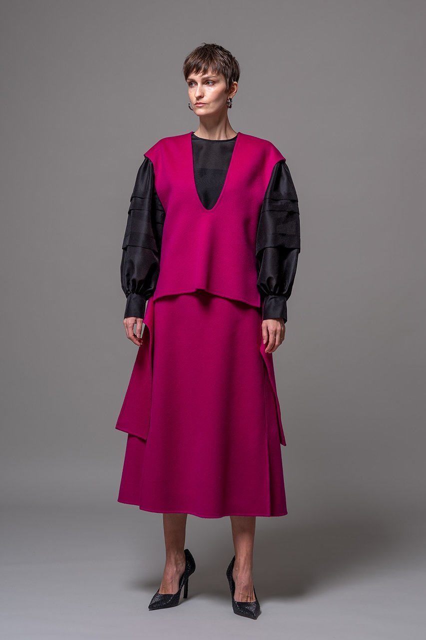 【ドメル/DOMELLE】のライト カシミヤ ブレンド リバー ベスト 人気、トレンドファッション・服の通販 founy(ファニー) 　ファッション　Fashion　レディースファッション　Fashion for Women　アウター　Coat / Outerwear Collection　トップス・カットソー　Cut & Sew Tops　キャミソール&ノースリーブ　Camisoles & Sleeveless Tops　シャツ・ブラウス・オフィスカジュアル　Elegant Blouses & Button-Ups　ベスト&ジレ / 重ね着スタイル　Vests & Gilets　なめらか　Smooth, Silky Texture　ノースリーブ　Sleeveless, No-Sleeve　ベスト　Vest, Waistcoat　A/W・秋冬　Autumn/Winter　other-6|ID: prp329100004607283 ipo3291000000032889726