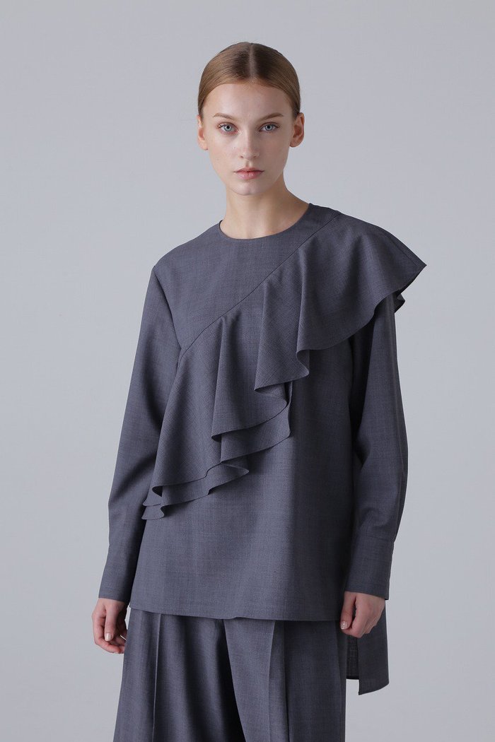 【アドーア/ADORE】のハイツイストトロピカルブラウス インテリア・キッズ・メンズ・レディースファッション・服の通販 founy(ファニー) https://founy.com/ ファッション Fashion レディースファッション Fashion for Women トップス・カットソー Cut & Sew Tops シャツ・ブラウス・オフィスカジュアル Elegant Blouses & Button-Ups おすすめ Recommended / Our Picks アシンメトリー Asymmetrical Style カッティング Cutting Detail カフス Cuff Design スリーブ Sleeve, Long Sleeve / Short Sleeve セットアップ Set-Up, Coordinated Outfit フレア Flare, Flared ランダム Random, Irregular ロング Long, Long-Length |ID: prp329100004607287 ipo3291000000032889831