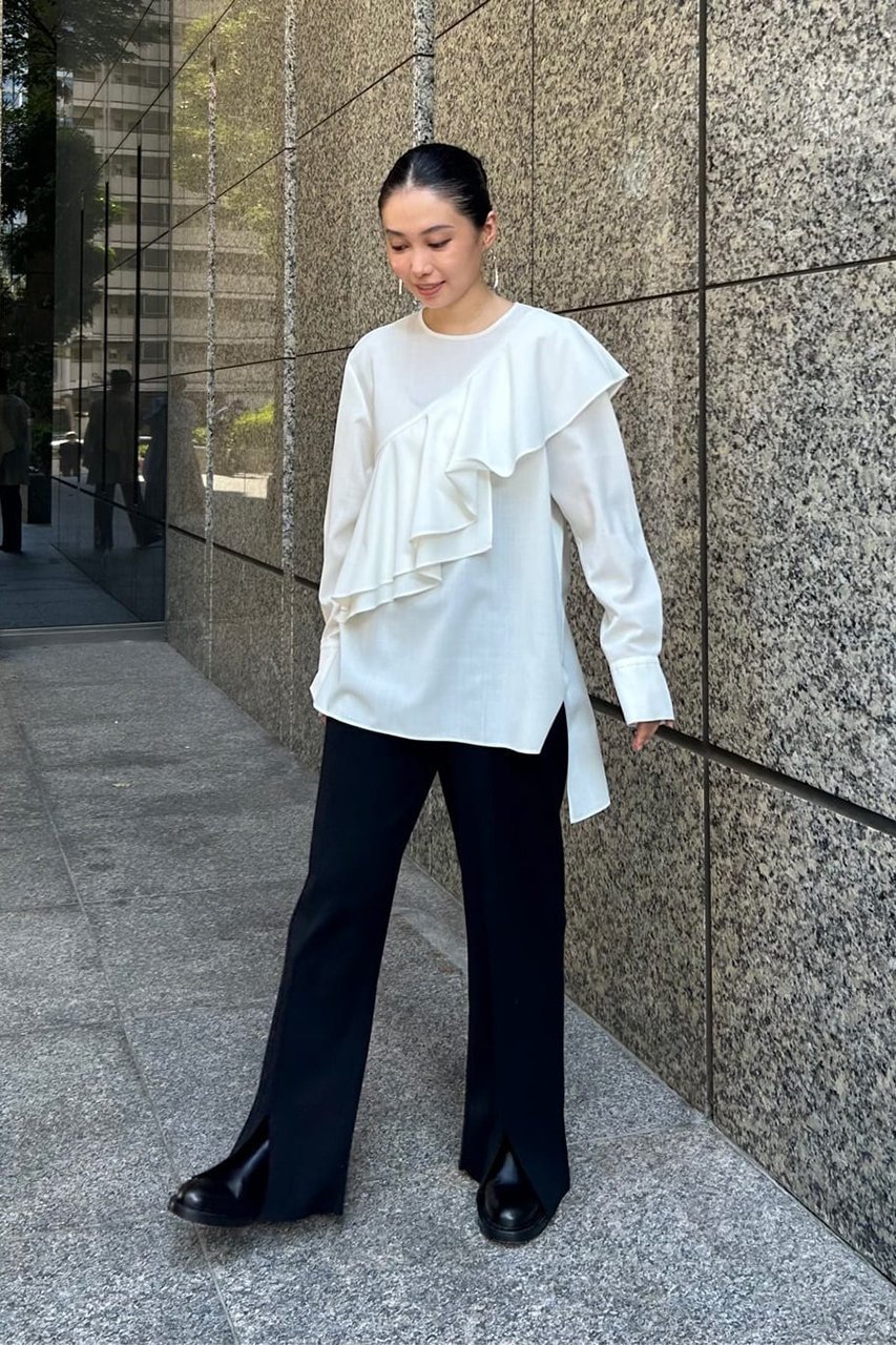 【アドーア/ADORE】のハイツイストトロピカルブラウス 人気、トレンドファッション・服の通販 founy(ファニー) 　ファッション　Fashion　レディースファッション　Fashion for Women　トップス・カットソー　Cut & Sew Tops　シャツ・ブラウス・オフィスカジュアル　Elegant Blouses & Button-Ups　おすすめ　Recommended / Our Picks　アシンメトリー　Asymmetrical Style　カッティング　Cutting Detail　カフス　Cuff Design　スリーブ　Sleeve, Long Sleeve / Short Sleeve　セットアップ　Set-Up, Coordinated Outfit　フレア　Flare, Flared　ランダム　Random, Irregular　ロング　Long, Long-Length　other-6|ID: prp329100004607287 ipo3291000000032889859