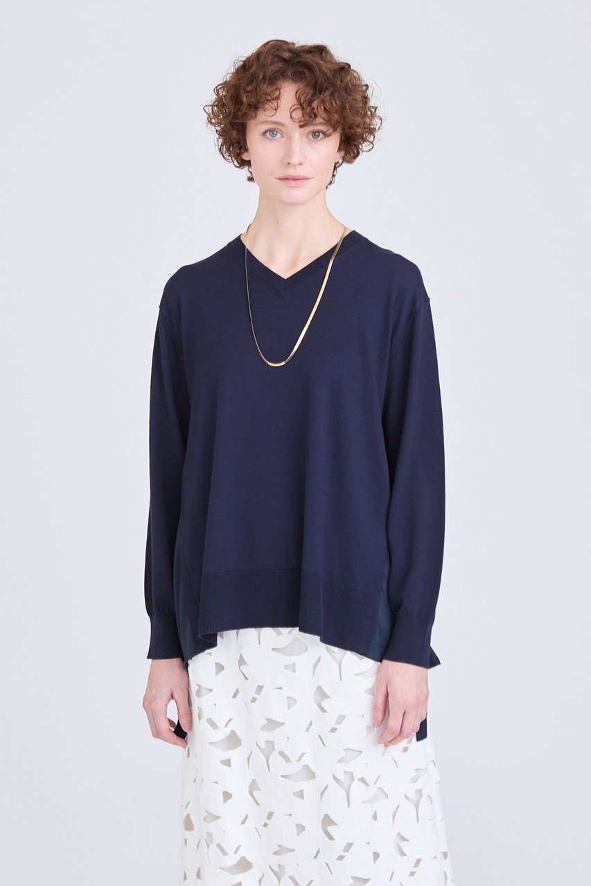 【ハウス オブ ロータス/HOUSE OF LOTUS】のドッキングVネックプルオーバー 人気、トレンドファッション・服の通販 founy(ファニー) 　ファッション　Fashion　レディースファッション　Fashion for Women　トップス・カットソー　Cut & Sew Tops　シャツ・ブラウス・オフィスカジュアル　Elegant Blouses & Button-Ups　カジュアルプルオーバー・ニットトップス　Pullovers & Knit Tops / Casual Pullovers　Vネックトップス　V-Neck Tops / V-Cut Neckline Shirts　おすすめ　Recommended / Our Picks　なめらか　Smooth, Silky Texture　シルク　Silk, 100% Silk　スリーブ　Sleeve, Long Sleeve / Short Sleeve　ドッキング　Docking, Mixed Material　バランス　Balance, Style Balance　リボン　Ribbon, Bow　ロング　Long, Long-Length　春　Spring　other-6|ID: prp329100004607295 ipo3291000000032890320
