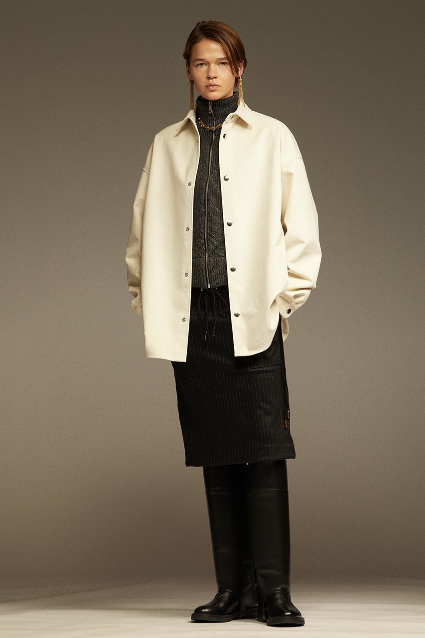 【ザ リラクス/THE RERACS】のスエードシャツ 人気、トレンドファッション・服の通販 founy(ファニー) 　ファッション　Fashion　レディースファッション　Fashion for Women　トップス・カットソー　Cut & Sew Tops　シャツ・ブラウス・オフィスカジュアル　Elegant Blouses & Button-Ups　なめらか　Smooth, Silky Texture　シンプル　Simple, Minimal　スリーブ　Sleeve, Long Sleeve / Short Sleeve　ボトム　Bottoms, Lower Wear　ロング　Long, Long-Length　秋　Autumn　羽織　Haori, Light Jacket　other-6|ID: prp329100004607311 ipo3291000000032890877