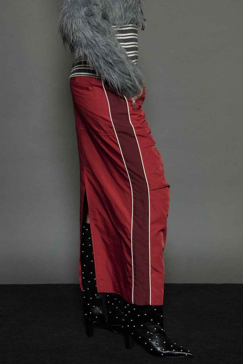 【メゾンスペシャル/MAISON SPECIAL】のSide Line Oxford Maxi Skirt/サイドラインオックスマキシスカート 人気、トレンドファッション・服の通販 founy(ファニー) 　ファッション　Fashion　レディースファッション　Fashion for Women　スカート　Skirts　ロングスカート　Long Skirts / Maxi & Midi Skirts　おすすめ　Recommended / Our Picks　オックス　Oxford Fabric　ジャケット　Jacket, Outerwear　スリット　Slit, Slit Detail　マキシ　Maxi, Full Length　ロング　Long, Long-Length　other-8|ID: prp329100004607486 ipo3291000000035057168