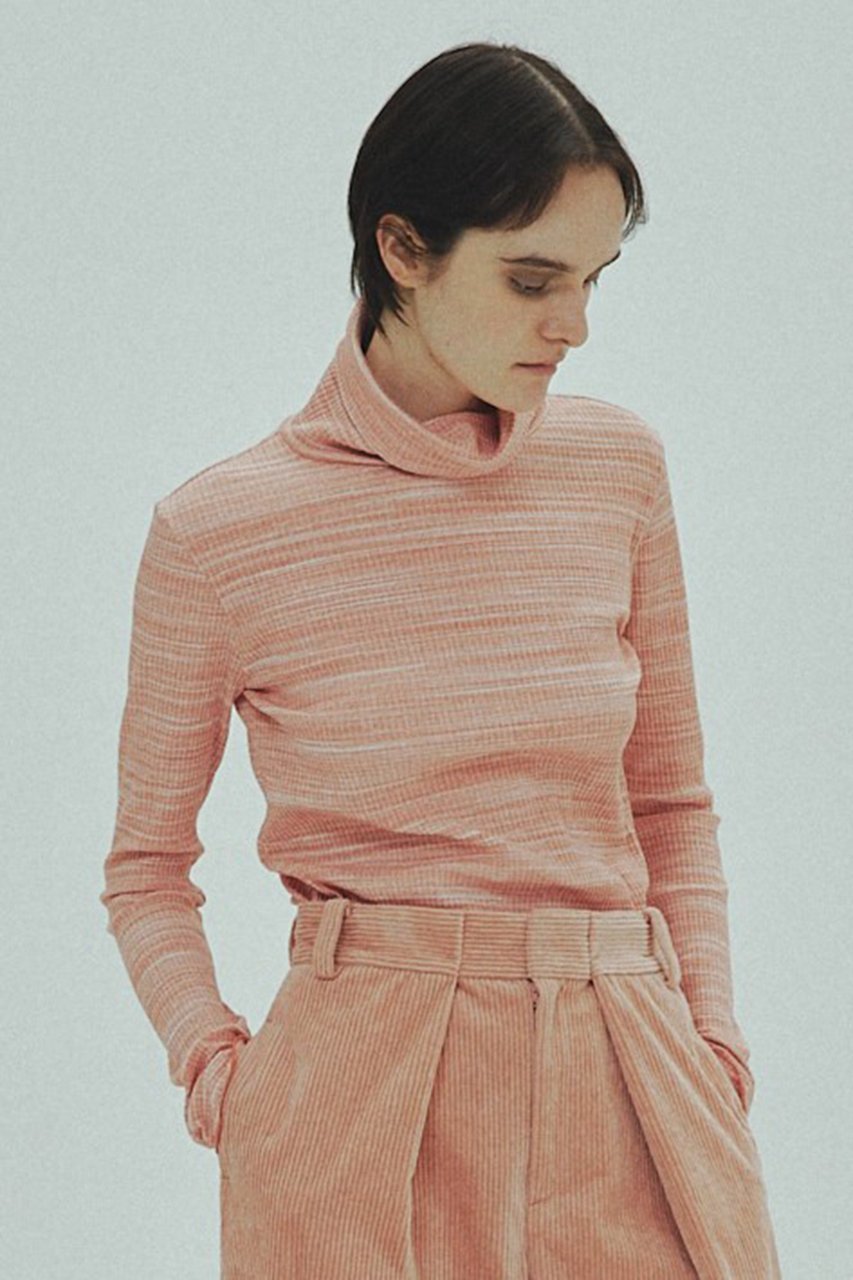 【ウーア/Uhr】のタートルネックロングTシャツ 人気、トレンドファッション・服の通販 founy(ファニー) 　ファッション　Fashion　レディースファッション　Fashion for Women　トップス・カットソー　Cut & Sew Tops　シャツ・ブラウス・オフィスカジュアル　Elegant Blouses & Button-Ups　ロングTシャツ・Tシャツ　Longline T-Shirts & Tees　カットソー・ベーシックTシャツ　Cut-and-Sewn Tops / Stretch Tees & Basics　タートルネック・ハイネックトップス　Turtlenecks & High-Neck Tops　インナー　Innerwear　スリット　Slit, Slit Detail　スリーブ　Sleeve, Long Sleeve / Short Sleeve　タートルネック　Turtleneck, High Neck　ロング　Long, Long-Length　other-7|ID: prp329100004607603 ipo3291000000034954347