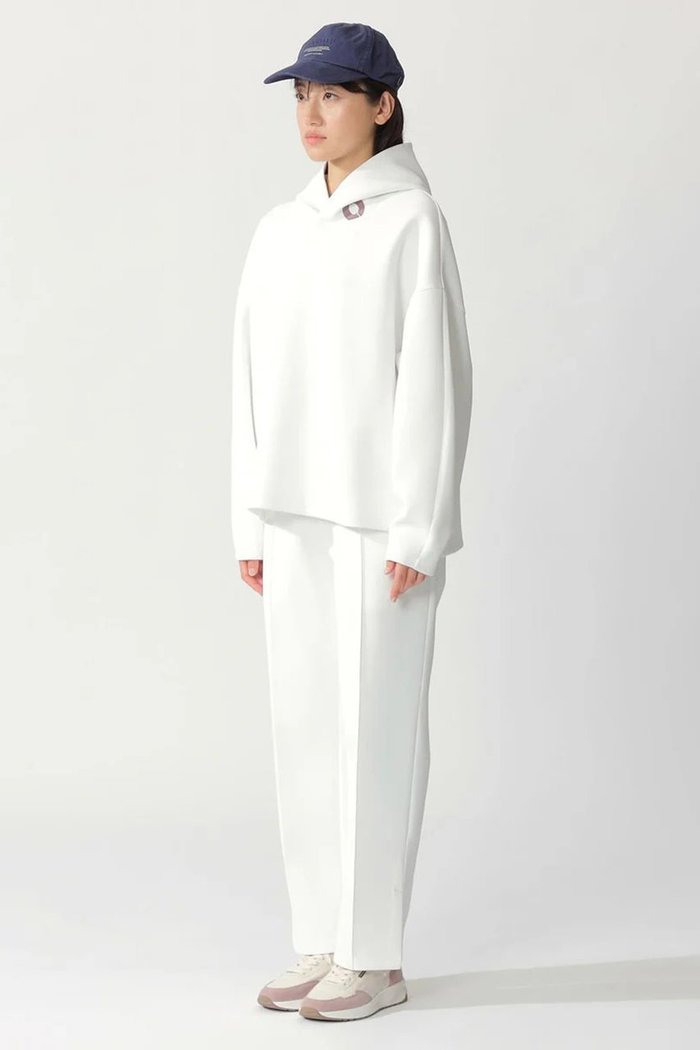 【エコアルフ/ECOALF】のACT ダブルニット フーディー 【日本限定】 インテリア・キッズ・メンズ・レディースファッション・服の通販 founy(ファニー) https://founy.com/ ファッション Fashion レディースファッション Fashion for Women トップス・カットソー Cut & Sew Tops ニット Knit Tops & Sweaters シャツ・ブラウス・オフィスカジュアル Elegant Blouses & Button-Ups レディースパーカー・カジュアルフーディー Casual Hoodies & Sweatshirts ロングTシャツ・Tシャツ Longline T-Shirts & Tees スウェット・クルーネックトップス Sweatshirts & Crewnecks / Relaxed Fit Sweat Tops カットソー・ベーシックTシャツ Cut-and-Sewn Tops / Stretch Tees & Basics おすすめ Recommended / Our Picks なめらか Smooth, Silky Texture カッティング Cutting Detail コレクション Collection, Seasonal Line スポーツ Sports, Activewear スリット Slit, Slit Detail セットアップ Set-Up, Coordinated Outfit ダブル Double, Double-Breasted パターン Pattern, Design Print ボトム Bottoms, Lower Wear モダン Modern, Contemporary リラックス Relax, Relaxed Fit エレガント 上品 Elegant 軽量 Lightweight, Ultra Light |ID: prp329100004607619 ipo3291000000034954371