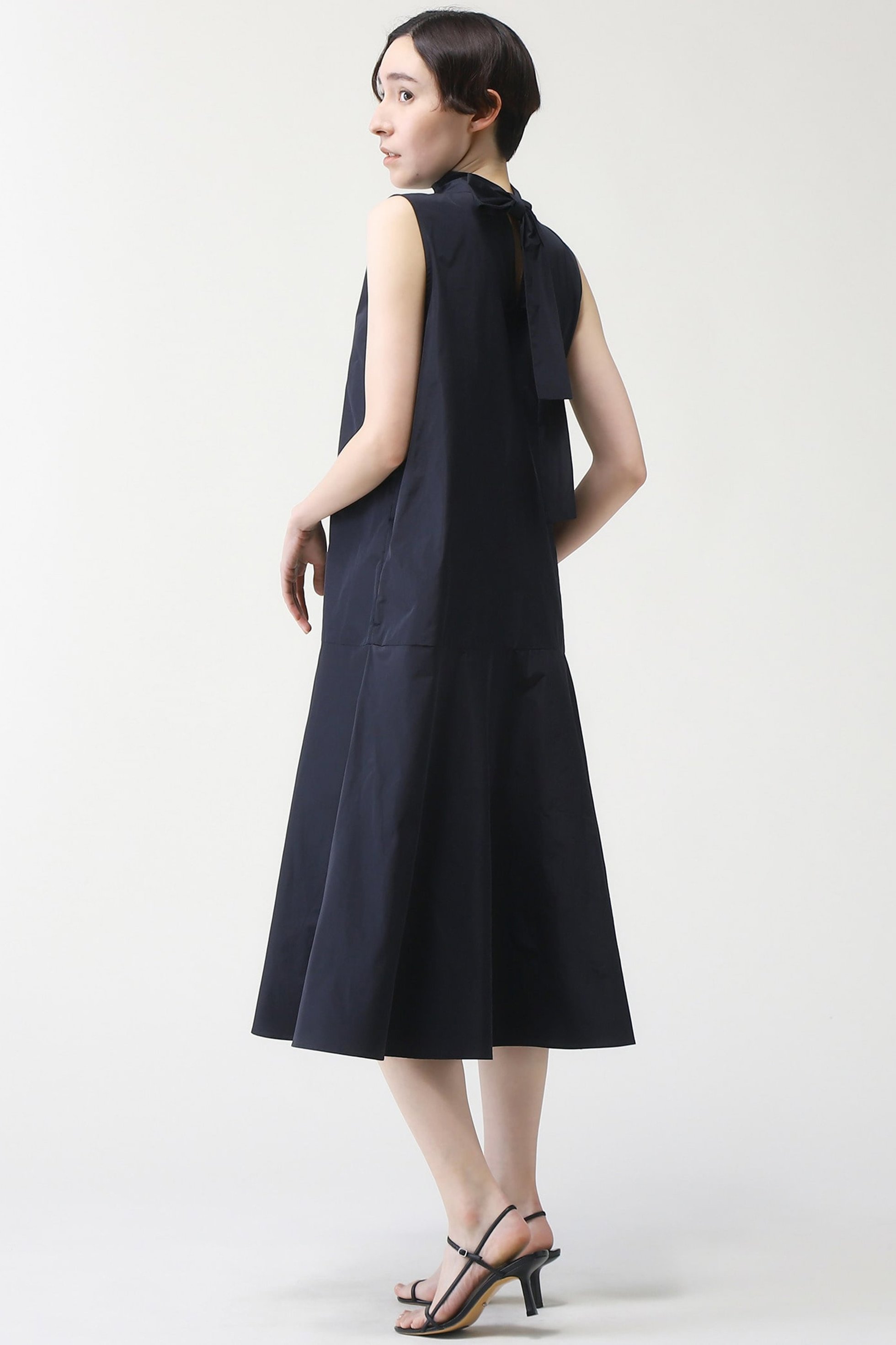 【マルティニーク/martinique】の2wayボータイワンピース 人気、トレンドファッション・服の通販 founy(ファニー) 　ファッション　Fashion　レディースファッション　Fashion for Women　ワンピース　Dresses　チュニック　Tunic Tops & Dresses　タフタ　Taffeta, Structured Fabric　チュニック　Tunic, Long Top　other-2|ID: prp329100004607711 ipo3291000000032900987