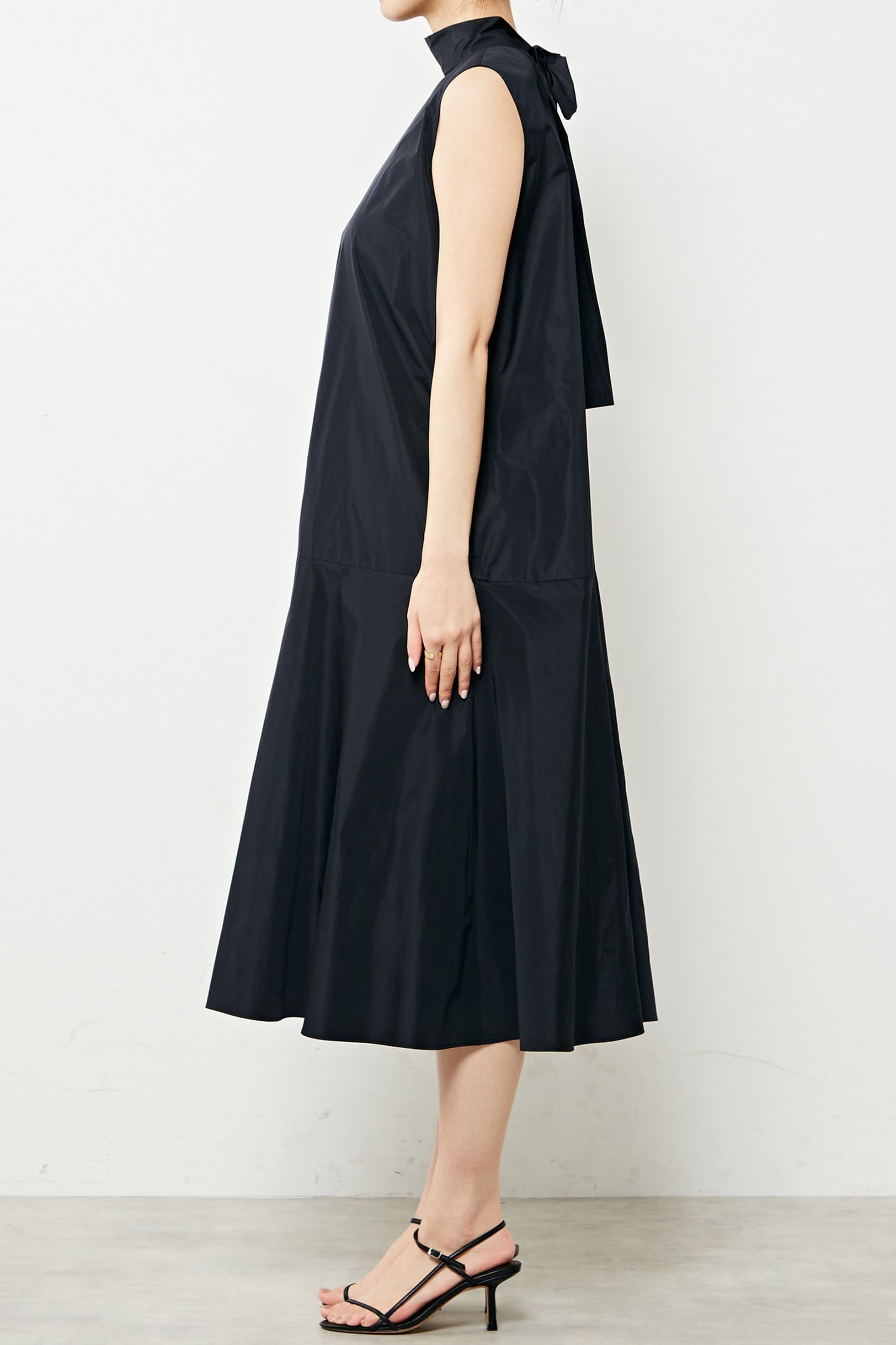 【マルティニーク/martinique】の2wayボータイワンピース 人気、トレンドファッション・服の通販 founy(ファニー) 　ファッション　Fashion　レディースファッション　Fashion for Women　ワンピース　Dresses　チュニック　Tunic Tops & Dresses　タフタ　Taffeta, Structured Fabric　チュニック　Tunic, Long Top　other-5|ID: prp329100004607711 ipo3291000000032901012