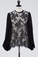 【デザイン ワークス/DESIGN WORKS】の【BEAUVET】 レースフレアブラウス 人気、トレンドファッション・服の通販 founy(ファニー) ファッション Fashion レディースファッション Fashion for Women トップス・カットソー Cut & Sew Tops シャツ・ブラウス・オフィスカジュアル Elegant Blouses & Button-Ups エレガント 上品 Elegant スリーブ Sleeve, Long Sleeve / Short Sleeve レース Lace, Lace Fabric ロング Long, Long-Length |ID:prp329100004607715