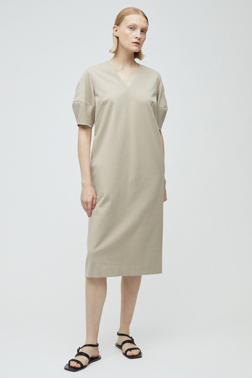 【ベイジ,/BEIGE,】のBEGONIA/ワンピース 人気、トレンドファッション・服の通販 founy(ファニー) 　ファッション　Fashion　レディースファッション　Fashion for Women　ワンピース　Dresses　チュニック　Tunic Tops & Dresses　ストレッチ　Stretch, Stretchy Fabric　スリーブ　Sleeve, Long Sleeve / Short Sleeve　チュニック　Tunic, Long Top　エレガント 上品　Elegant　other-6|ID: prp329100004607737 ipo3291000000032902204