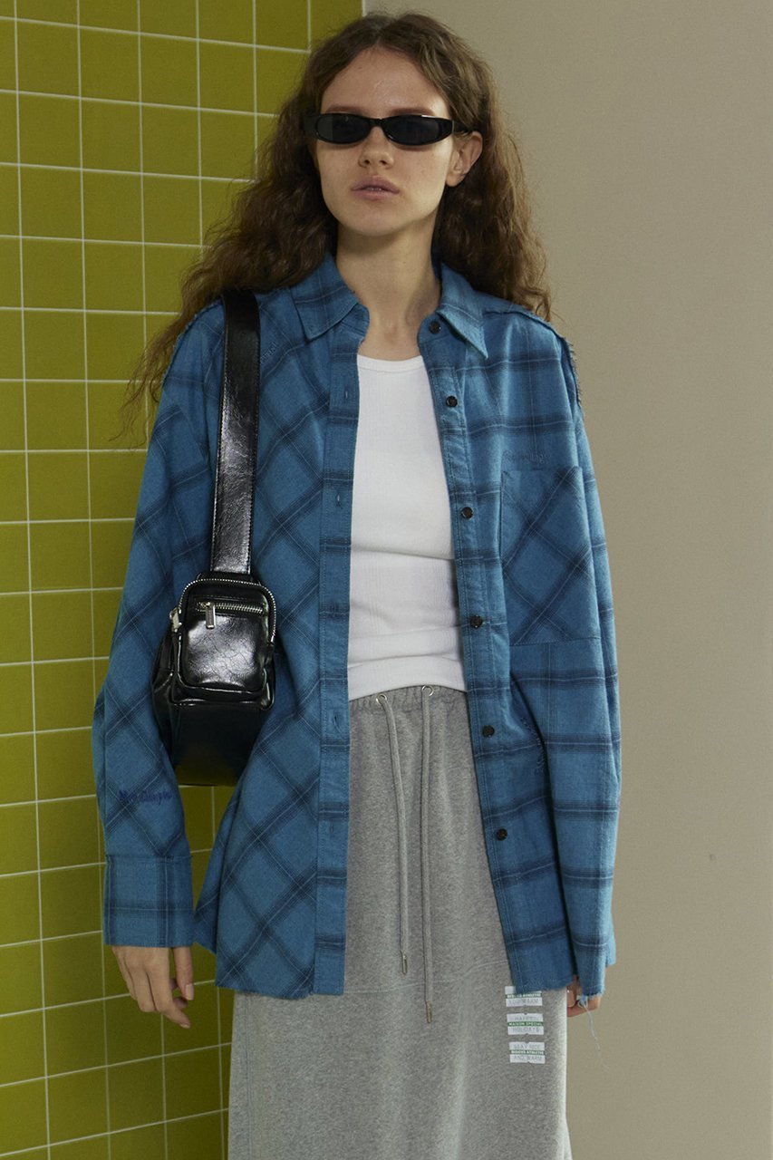 【メゾンスペシャル/MAISON SPECIAL】のRandom Checkered Oversized Shirt/ランダムチェックオーバーシャツ 人気、トレンドファッション・服の通販 founy(ファニー) 　ファッション　Fashion　レディースファッション　Fashion for Women　トップス・カットソー　Cut & Sew Tops　シャツ・ブラウス・オフィスカジュアル　Elegant Blouses & Button-Ups　ヴィンテージ　Vintage Style　スリーブ　Sleeve, Long Sleeve / Short Sleeve　セットアップ　Set-Up, Coordinated Outfit　チェック　Check, Plaid, Tartan　バイアス　Bias, Diagonal Cut　羽織　Haori, Light Jacket　ランダム　Random, Irregular　ロング　Long, Long-Length　ワイド　Wide, Wide Fit　other-6|ID: prp329100004607754 ipo3291000000032903006