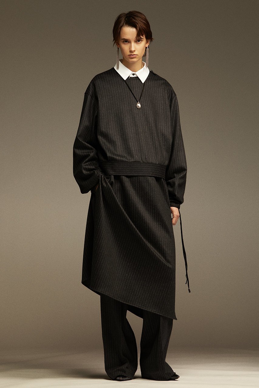 【ザ リラクス/THE RERACS】のクレリックロングスリーブショートポロシャツ 人気、トレンドファッション・服の通販 founy(ファニー) 　ファッション　Fashion　レディースファッション　Fashion for Women　トップス・カットソー　Cut & Sew Tops　シャツ・ブラウス・オフィスカジュアル　Elegant Blouses & Button-Ups　ポロシャツ・きれいめカジュアル　Smart-Casual Polo Tops　ストライプ　Stripe, Striped Pattern　バランス　Balance, Style Balance　ポロシャツ　Polo Shirt, Collared Tee　今季　This Season, Current Season　other-7|ID: prp329100004607788 ipo3291000000032904839