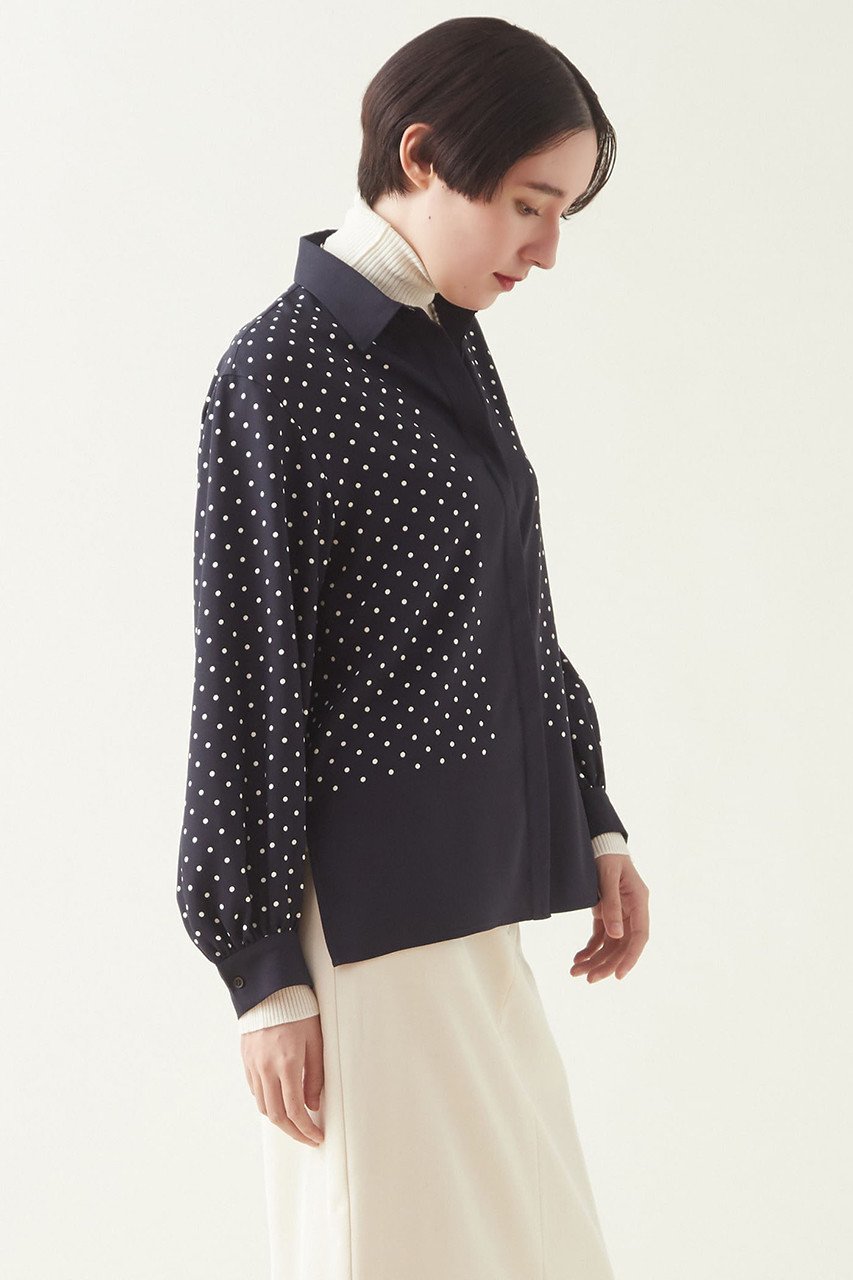 【マルティニーク/martinique】のドットパネルシャツ 人気、トレンドファッション・服の通販 founy(ファニー) 　ファッション　Fashion　レディースファッション　Fashion for Women　トップス・カットソー　Cut & Sew Tops　シャツ・ブラウス・オフィスカジュアル　Elegant Blouses & Button-Ups　クラシック　Classic, Timeless Style　スカーフ　Scarf, Neckwear　スリーブ　Sleeve, Long Sleeve / Short Sleeve　ドット　Polka Dot, Dot Pattern　プリント　Print, Printed Pattern　ロング　Long, Long-Length　other-2|ID: prp329100004607798 ipo3291000000032905208