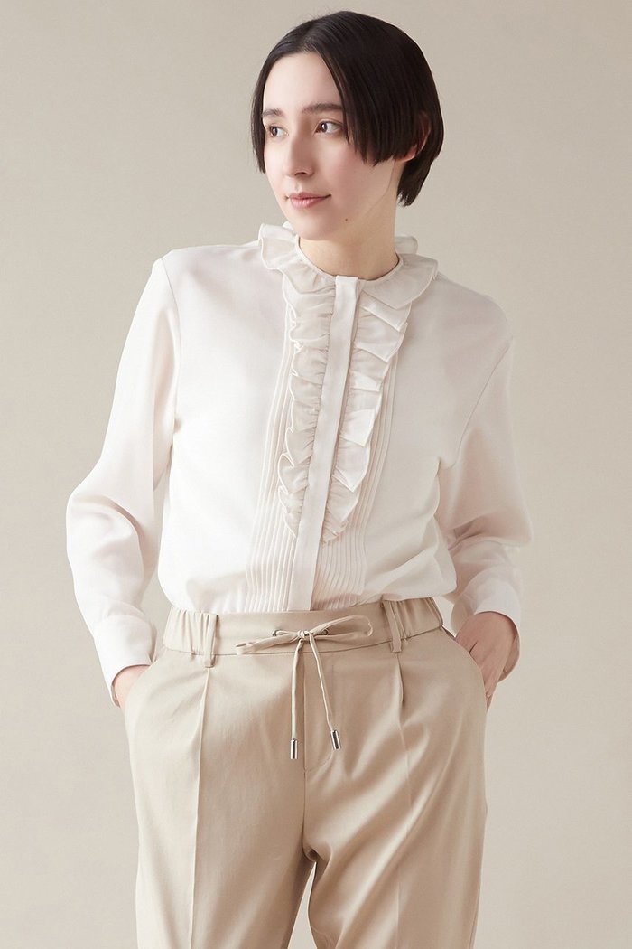 【マルティニーク/martinique】のフリルブラウス インテリア・キッズ・メンズ・レディースファッション・服の通販 founy(ファニー) https://founy.com/ ファッション Fashion レディースファッション Fashion for Women トップス・カットソー Cut & Sew Tops シャツ・ブラウス・オフィスカジュアル Elegant Blouses & Button-Ups ジャケット Jacket, Outerwear スリーブ Sleeve, Long Sleeve / Short Sleeve フリル Frill, Ruffle ロング Long, Long-Length |ID: prp329100004607813 ipo3291000000032905928