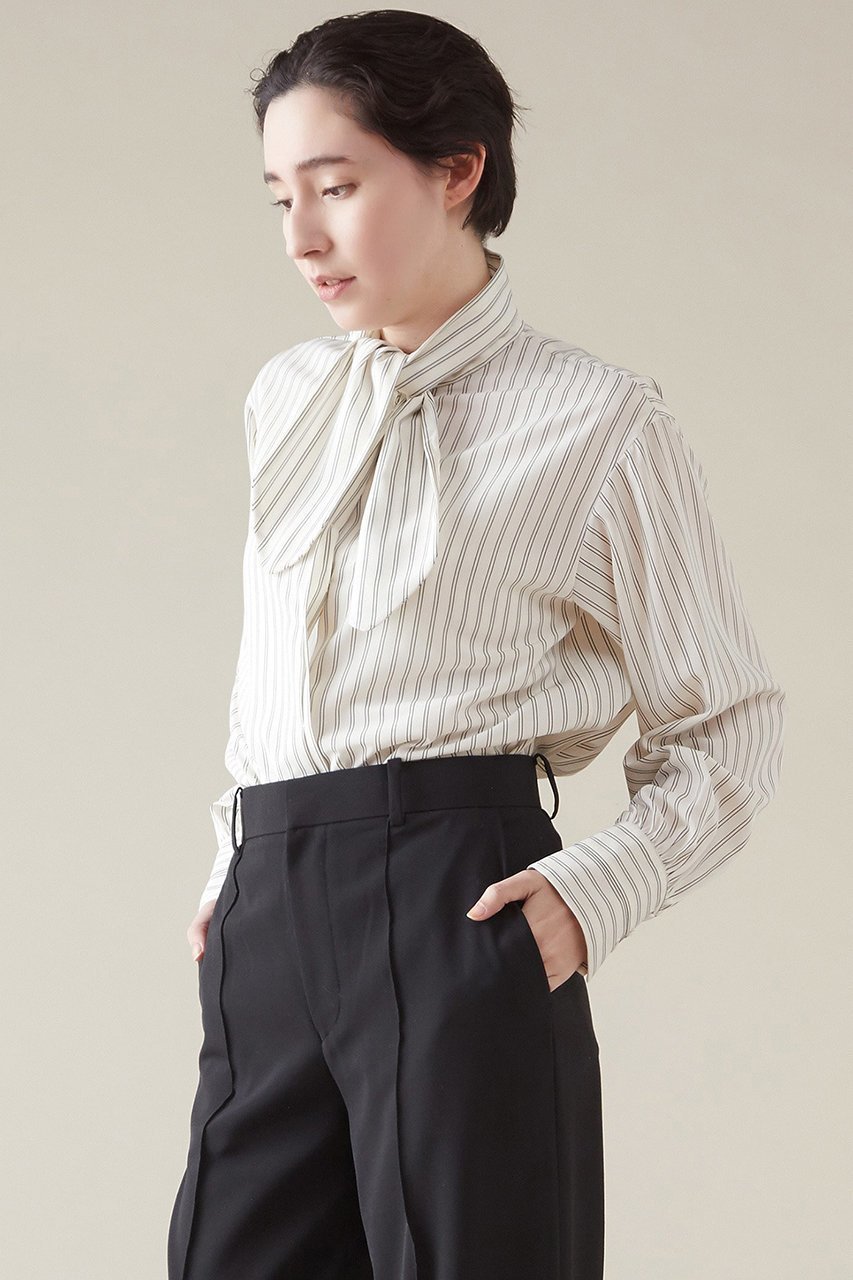 【マルティニーク/martinique】のスカーフタイブラウス インテリア・キッズ・メンズ・レディースファッション・服の通販 founy(ファニー) 　ファッション　Fashion　レディースファッション　Fashion for Women　トップス・カットソー　Cut & Sew Tops　シャツ・ブラウス・オフィスカジュアル　Elegant Blouses & Button-Ups　ジャケット　Jacket, Outerwear　ジョーゼット　Georgette, Semi-Sheer Fabric　ストライプ　Stripe, Striped Pattern　スリーブ　Sleeve, Long Sleeve / Short Sleeve　タフタ　Taffeta, Structured Fabric　バランス　Balance, Style Balance　リボン　Ribbon, Bow　ロング　Long, Long-Length　エレガント 上品　Elegant　無地　Plain, Solid Color　ストライプ|ID: prp329100004607816 ipo3291000000032906027