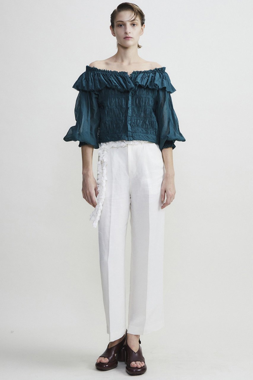 【カレンテージ/CURRENTAGE】のラッフルシャツ インテリア・キッズ・メンズ・レディースファッション・服の通販 founy(ファニー) 　ファッション　Fashion　レディースファッション　Fashion for Women　トップス・カットソー　Cut & Sew Tops　シャツ・ブラウス・オフィスカジュアル　Elegant Blouses & Button-Ups　おすすめ　Recommended / Our Picks　オーガンジー　Organza Fabric　カットオフ　Cut-Off Design　ギャザー　Gathered, Ruffled　クラシック　Classic, Timeless Style　スリーブ　Sleeve, Long Sleeve / Short Sleeve　モダン　Modern, Contemporary　ラッフル　Ruffle, Frill　ロング　Long, Long-Length　ヴィンテージ　Vintage Style　羽織　Haori, Light Jacket　グリーン|ID: prp329100004607821 ipo3291000000032906301