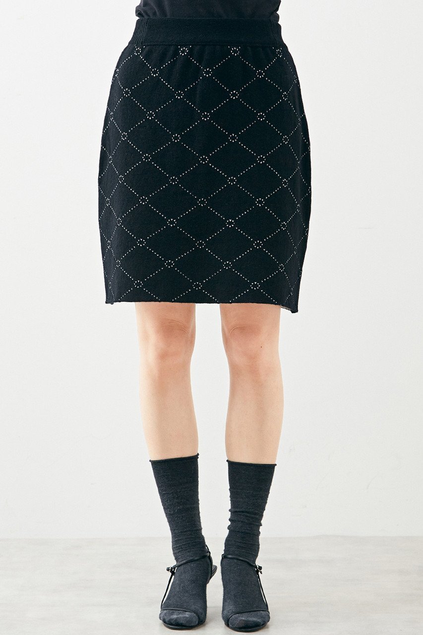 【マルティニーク/martinique】のウールジャガードスカート インテリア・キッズ・メンズ・レディースファッション・服の通販 founy(ファニー) 　ファッション　Fashion　レディースファッション　Fashion for Women　スカート　Skirts　ミニスカート　Mini Skirts　タイツ　Tights, Legwear　トレンド　Trend, Trending Now　バランス　Balance, Style Balance　ベスト　Vest, Waistcoat　ミニスカート　Mini Skirt, Short Skirt　ブラック×ホワイト|ID: prp329100004607849 ipo3291000000035042730