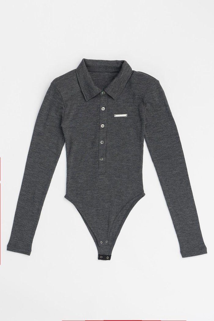 【プランク プロジェクト/PRANK PROJECT】のポロボディスーツ / Polo Bodysuit インテリア・キッズ・メンズ・レディースファッション・服の通販 founy(ファニー) https://founy.com/ ファッション Fashion レディースファッション Fashion for Women トップス・カットソー Cut & Sew Tops シャツ・ブラウス・オフィスカジュアル Elegant Blouses & Button-Ups ロングTシャツ・Tシャツ Longline T-Shirts & Tees カットソー・ベーシックTシャツ Cut-and-Sewn Tops / Stretch Tees & Basics カッティング Cutting Detail シンプル Simple, Minimal スリーブ Sleeve, Long Sleeve / Short Sleeve スーツ Suit, Formalwear テレコ Ribbed, Rib Stitch ポロシャツ Polo Shirt, Collared Tee ロング Long, Long-Length |ID: prp329100004607896 ipo3291000000032912435