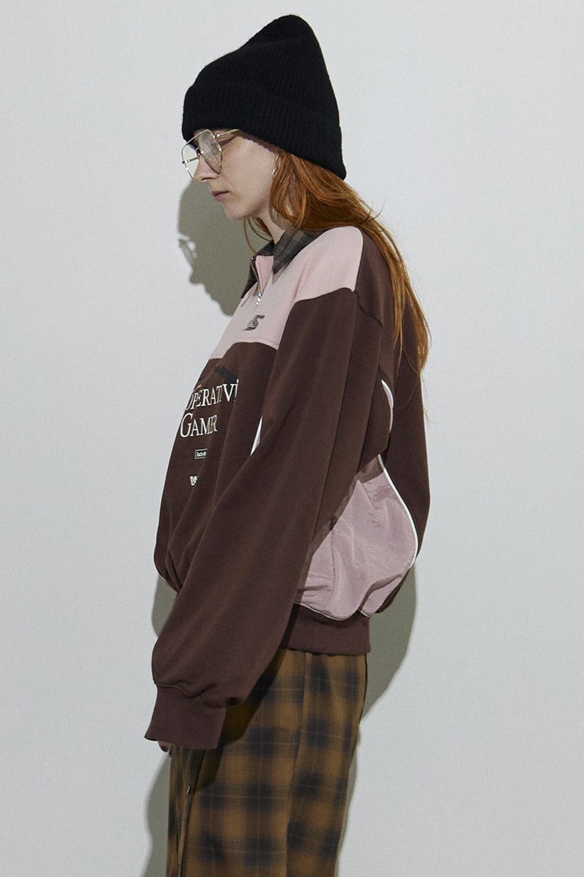 【メゾンスペシャル/MAISON SPECIAL】のCompany Print Half Zip Sweatshirt/カンパニーハーフジップスウェット 人気、トレンドファッション・服の通販 founy(ファニー) 　ファッション　Fashion　レディースファッション　Fashion for Women　トップス・カットソー　Cut & Sew Tops　シャツ・ブラウス・オフィスカジュアル　Elegant Blouses & Button-Ups　レディースパーカー・カジュアルフーディー　Casual Hoodies & Sweatshirts　ロングTシャツ・Tシャツ　Longline T-Shirts & Tees　スウェット・クルーネックトップス　Sweatshirts & Crewnecks / Relaxed Fit Sweat Tops　カットソー・ベーシックTシャツ　Cut-and-Sewn Tops / Stretch Tees & Basics　鹿の子　Piqué, Kanoko Fabric　ジップ　Zip, Zipper　スタイリッシュ　Stylish, Fashionable　スポーティ　Sporty, Casual Athletic　タフタ　Taffeta, Structured Fabric　チェック　Check, Plaid, Tartan　トレンド　Trend, Trending Now　ミックス　Mix, Mixed Style　リラックス　Relax, Relaxed Fit　other-8|ID: prp329100004607906 ipo3291000000032913214