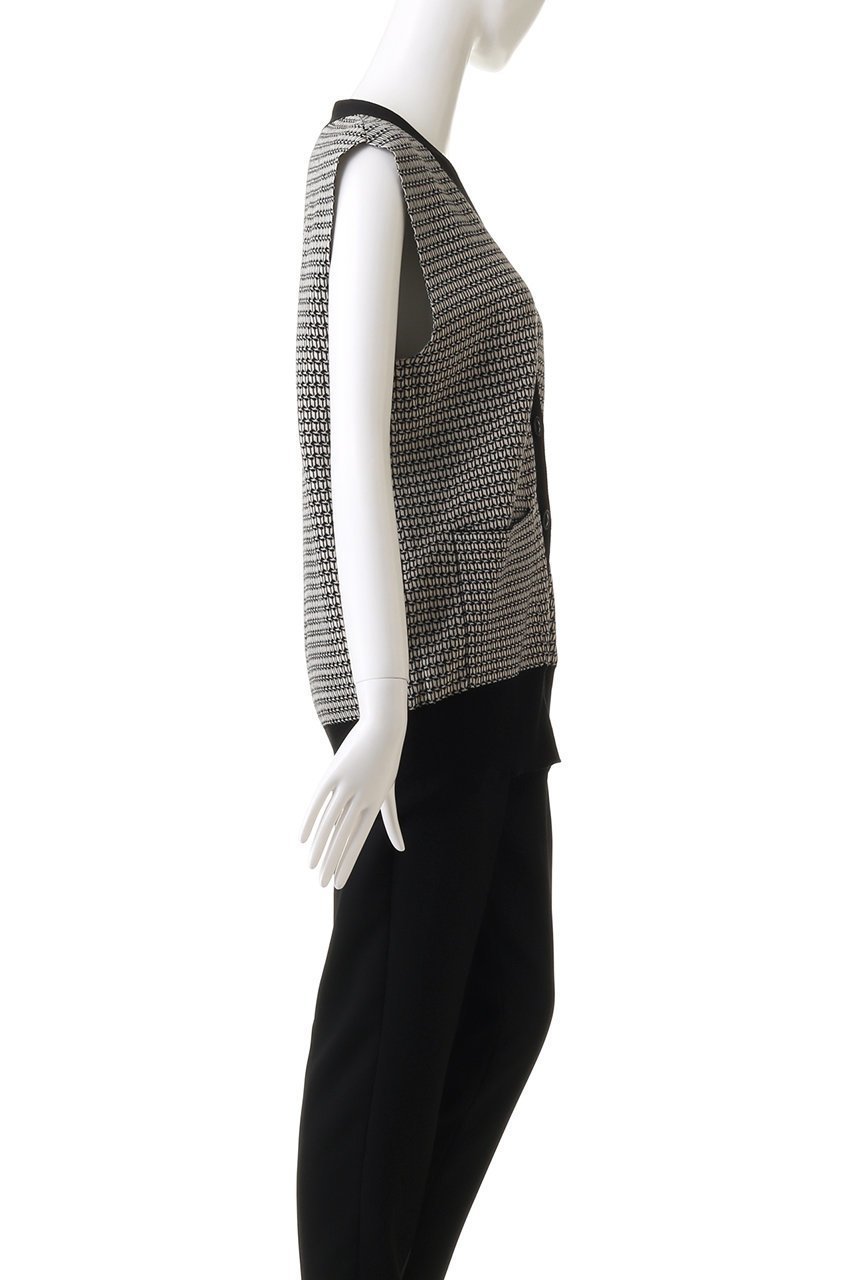 【マルティニーク/martinique】のポケットジレ 人気、トレンドファッション・服の通販 founy(ファニー) 　ファッション　Fashion　レディースファッション　Fashion for Women　アウター　Coat / Outerwear Collection　レディースジャケット・軽アウター　Jackets　おすすめ　Recommended / Our Picks　カットソー　Cut and Sewn Top　シンプル　Simple, Minimal　ジャケット　Jacket, Outerwear　セットアップ　Set-Up, Coordinated Outfit　ノースリーブ　Sleeveless, No-Sleeve　ベスト　Vest, Waistcoat　無地　Plain, Solid Color　other-3|ID: prp329100004607932 ipo3291000000032914471
