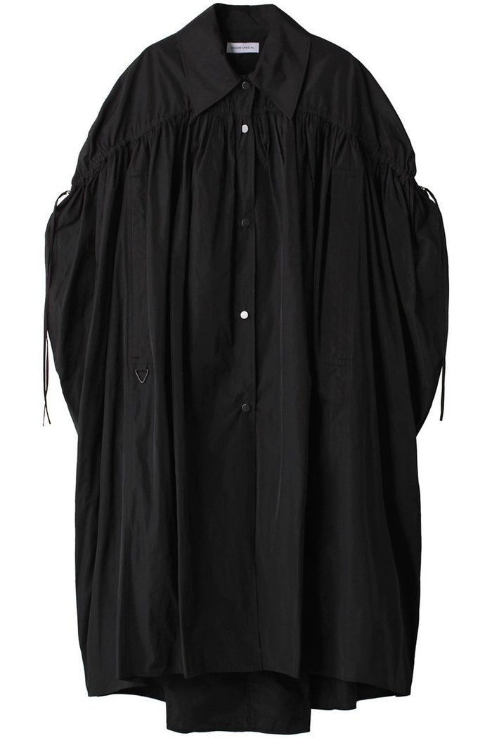 【メゾンスペシャル/MAISON SPECIAL】の2WAYシャンブレータフタケープコート インテリア・キッズ・メンズ・レディースファッション・服の通販 founy(ファニー) https://founy.com/ ファッション Fashion レディースファッション Fashion for Women アウター Coat / Outerwear Collection コート・ロングコート・ピーコート Long Coats, Peacoats & More イタリア Italy シャンブレー Chambray, Denim-Like Fabric タフタ Taffeta, Structured Fabric ドローストリング Drawstring, Pull Cord ポケット Pocket, Pocket Detail ポンチョ Poncho, Cape Style ヨーク Yoke, Yoke Design ラグジュアリー Luxury, Elegant ロング Long, Long-Length |ID: prp329100004607935 ipo3291000000035064329