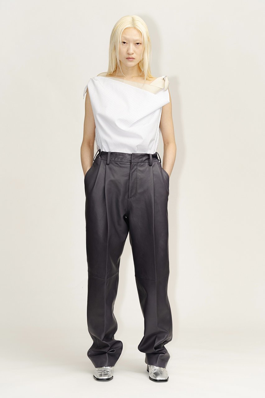 【カナコ サカイ/KANAKO SAKAI】のストライプ コットン ドレープ ボディスーツ 人気、トレンドファッション・服の通販 founy(ファニー) 　ファッション　Fashion　レディースファッション　Fashion for Women　トップス・カットソー　Cut & Sew Tops　シャツ・ブラウス・オフィスカジュアル　Elegant Blouses & Button-Ups　ロングTシャツ・Tシャツ　Longline T-Shirts & Tees　カットソー・ベーシックTシャツ　Cut-and-Sewn Tops / Stretch Tees & Basics　ショート　Short, Short Length　スタイリッシュ　Stylish, Fashionable　ストライプ　Stripe, Striped Pattern　スリム　Slim, Slim Fit　スリーブ　Sleeve, Long Sleeve / Short Sleeve　スーツ　Suit, Formalwear　ドレープ　Drape, Draping Fabric　ボトム　Bottoms, Lower Wear　エレガント 上品　Elegant　other-7|ID: prp329100004607957 ipo3291000000032916237