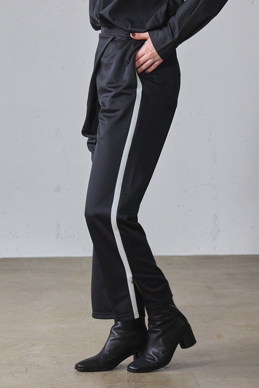 【ミディウミソリッド/MIDIUMISOLID】のwrap jersey line PT パンツ 人気、トレンドファッション・服の通販 founy(ファニー) 　ファッション　Fashion　レディースファッション　Fashion for Women　パンツ　Pants & Trousers　ジップ　Zip, Zipper　スポーティ　Sporty, Casual Athletic　スリット　Slit, Slit Detail　ドレープ　Drape, Draping Fabric　フロント　Front, Front Design　ラップ　Wrap, Wrap Design　再入荷　Restock / Back in Stock　other-6|ID: prp329100004607985 ipo3291000000034806515