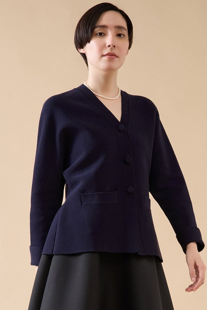【マルティニーク/martinique】のミラノリブニットジャケット インテリア・キッズ・メンズ・レディースファッション・服の通販 founy(ファニー) https://founy.com/ ファッション Fashion レディースファッション Fashion for Women アウター Coat / Outerwear Collection レディースジャケット・軽アウター Jackets おすすめ Recommended / Our Picks インナー Innerwear カッティング Cutting Detail カットソー Cut and Sewn Top カーディガン Cardigan, Knitwear シェイプ Shape, Slim Fit ジャケット Jacket, Outerwear フェミニン Feminine, Girly ミラノリブ Milano Rib, Milano Stitch 今季 This Season, Current Season 秋 Autumn |ID: prp329100004608049 ipo3291000000032919422