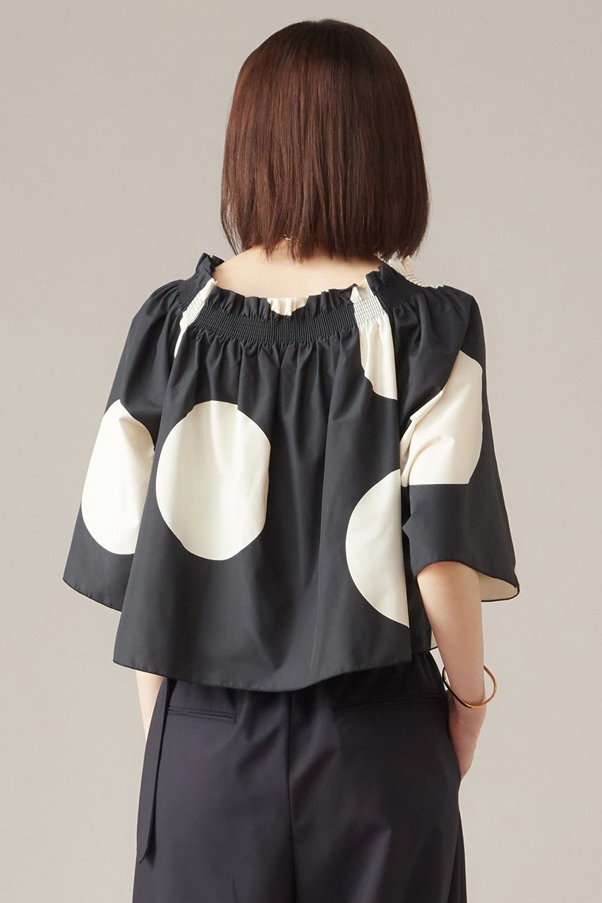 【マルティニーク/martinique】のシャーリングブラウス 人気、トレンドファッション・服の通販 founy(ファニー) 　ファッション　Fashion　レディースファッション　Fashion for Women　トップス・カットソー　Cut & Sew Tops　シャツ・ブラウス・オフィスカジュアル　Elegant Blouses & Button-Ups　シャーリング　Shirring, Ruched　ショルダー　Shoulder, Shoulder Strap　ショート　Short, Short Length　スリーブ　Sleeve, Long Sleeve / Short Sleeve　タフタ　Taffeta, Structured Fabric　ドット　Polka Dot, Dot Pattern　ドロップ　Drop Shoulder, Dropped Style　プリント　Print, Printed Pattern　other-4|ID: prp329100004608085 ipo3291000000032920712