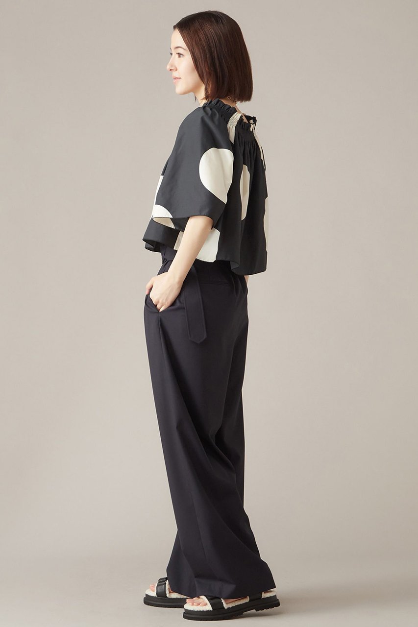 【マルティニーク/martinique】のシャーリングブラウス 人気、トレンドファッション・服の通販 founy(ファニー) 　ファッション　Fashion　レディースファッション　Fashion for Women　トップス・カットソー　Cut & Sew Tops　シャツ・ブラウス・オフィスカジュアル　Elegant Blouses & Button-Ups　シャーリング　Shirring, Ruched　ショルダー　Shoulder, Shoulder Strap　ショート　Short, Short Length　スリーブ　Sleeve, Long Sleeve / Short Sleeve　タフタ　Taffeta, Structured Fabric　ドット　Polka Dot, Dot Pattern　ドロップ　Drop Shoulder, Dropped Style　プリント　Print, Printed Pattern　other-7|ID: prp329100004608085 ipo3291000000032920743