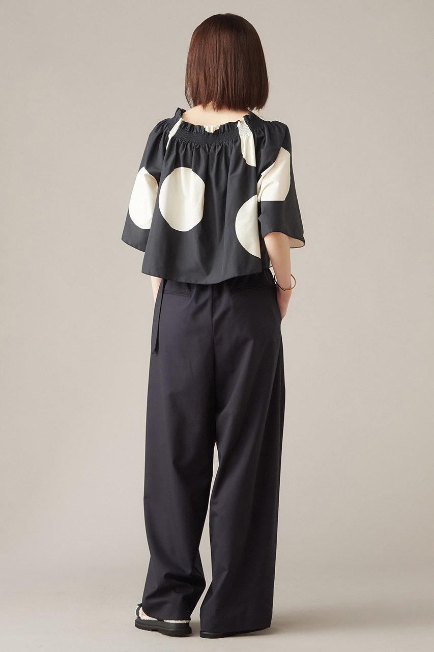 【マルティニーク/martinique】のシャーリングブラウス 人気、トレンドファッション・服の通販 founy(ファニー) 　ファッション　Fashion　レディースファッション　Fashion for Women　トップス・カットソー　Cut & Sew Tops　シャツ・ブラウス・オフィスカジュアル　Elegant Blouses & Button-Ups　シャーリング　Shirring, Ruched　ショルダー　Shoulder, Shoulder Strap　ショート　Short, Short Length　スリーブ　Sleeve, Long Sleeve / Short Sleeve　タフタ　Taffeta, Structured Fabric　ドット　Polka Dot, Dot Pattern　ドロップ　Drop Shoulder, Dropped Style　プリント　Print, Printed Pattern　other-8|ID: prp329100004608085 ipo3291000000032920751