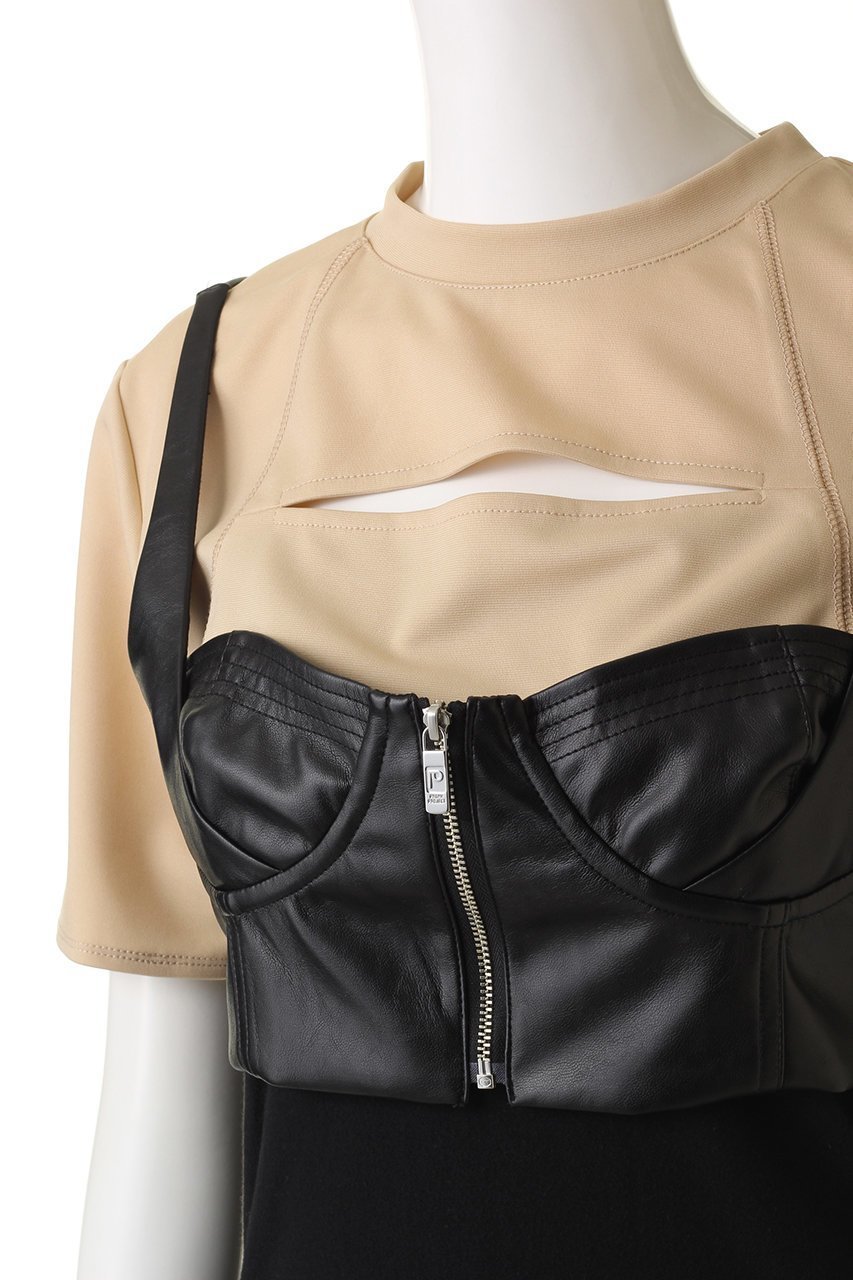 【プランク プロジェクト/PRANK PROJECT】のコルセットビスチェレイヤードTEE / Corset Bustiered Layered TEE 人気、トレンドファッション・服の通販 founy(ファニー) 　ファッション　Fashion　レディースファッション　Fashion for Women　トップス・カットソー　Cut & Sew Tops　シャツ・ブラウス・オフィスカジュアル　Elegant Blouses & Button-Ups　ロングTシャツ・Tシャツ　Longline T-Shirts & Tees　カットソー・ベーシックTシャツ　Cut-and-Sewn Tops / Stretch Tees & Basics　ビスチェ　Bustiers & Corset Tops / Layered Bustier Style　カッティング　Cutting Detail　カットソー　Cut and Sewn Top　ショート　Short, Short Length　シルバー　Silver, Metallic Silver　スリーブ　Sleeve, Long Sleeve / Short Sleeve　ビスチェ　Bustier, Corset Top　フェイクレザー　Faux Leather, PU Leather　other-5|ID: prp329100004608090 ipo3291000000034421552
