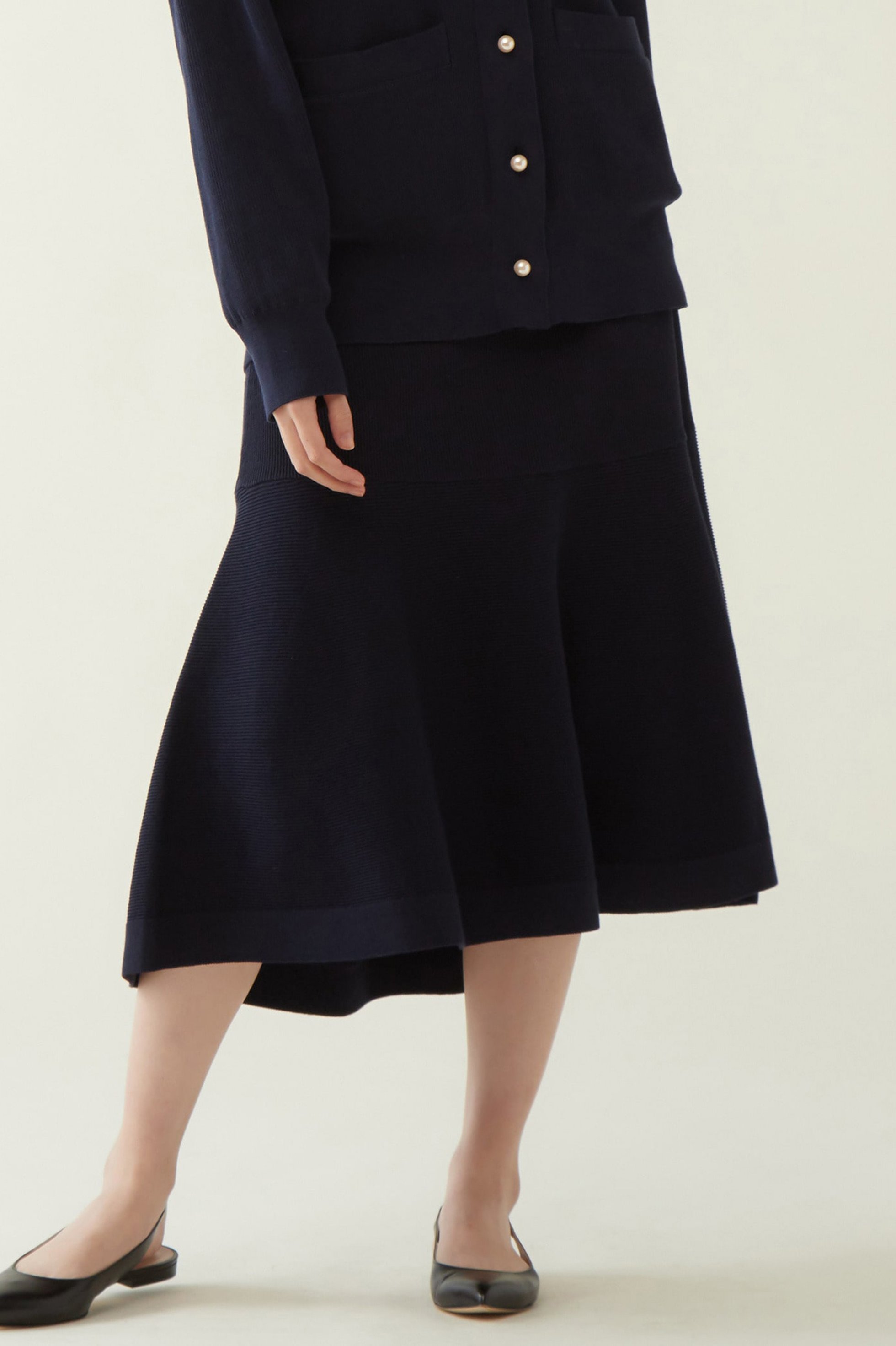 【マルティニーク/martinique】のストライプステッチスカート 人気、トレンドファッション・服の通販 founy(ファニー) 　ファッション　Fashion　レディースファッション　Fashion for Women　スカート　Skirts　ロングスカート　Long Skirts / Maxi & Midi Skirts　おすすめ　Recommended / Our Picks　イレギュラー　Irregular Design　カーディガン　Cardigan, Knitwear　セットアップ　Set-Up, Coordinated Outfit　ロング　Long, Long-Length　other-2|ID: prp329100004608143 ipo3291000000032923945