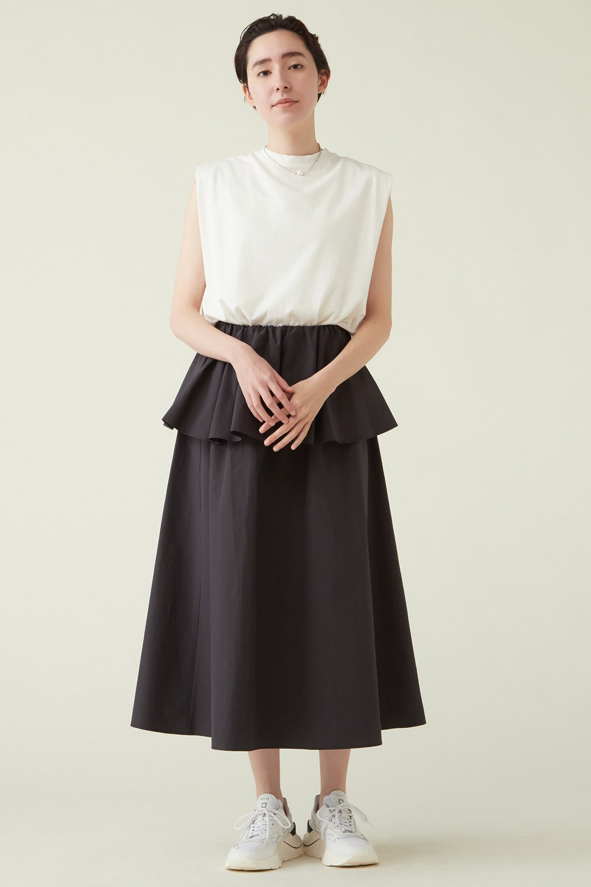 【マルティニーク/martinique】のティアードスカート 人気、トレンドファッション・服の通販 founy(ファニー) 　ファッション　Fashion　レディースファッション　Fashion for Women　スカート　Skirts　ティアードスカート　Tiered Skirts　ロングスカート　Long Skirts / Maxi & Midi Skirts　サンダル　Sandals, Summer Shoes　スニーカー　Sneakers, Trainers　タフタ　Taffeta, Structured Fabric　タンブラー　Tumbler, Travel Mug　ティアードスカート　Tiered Skirt, Flounced Skirt　バランス　Balance, Style Balance　リラックス　Relax, Relaxed Fit　ロング　Long, Long-Length　ヴィンテージ　Vintage Style　夏　Summer　other-5|ID: prp329100004608185 ipo3291000000032925956