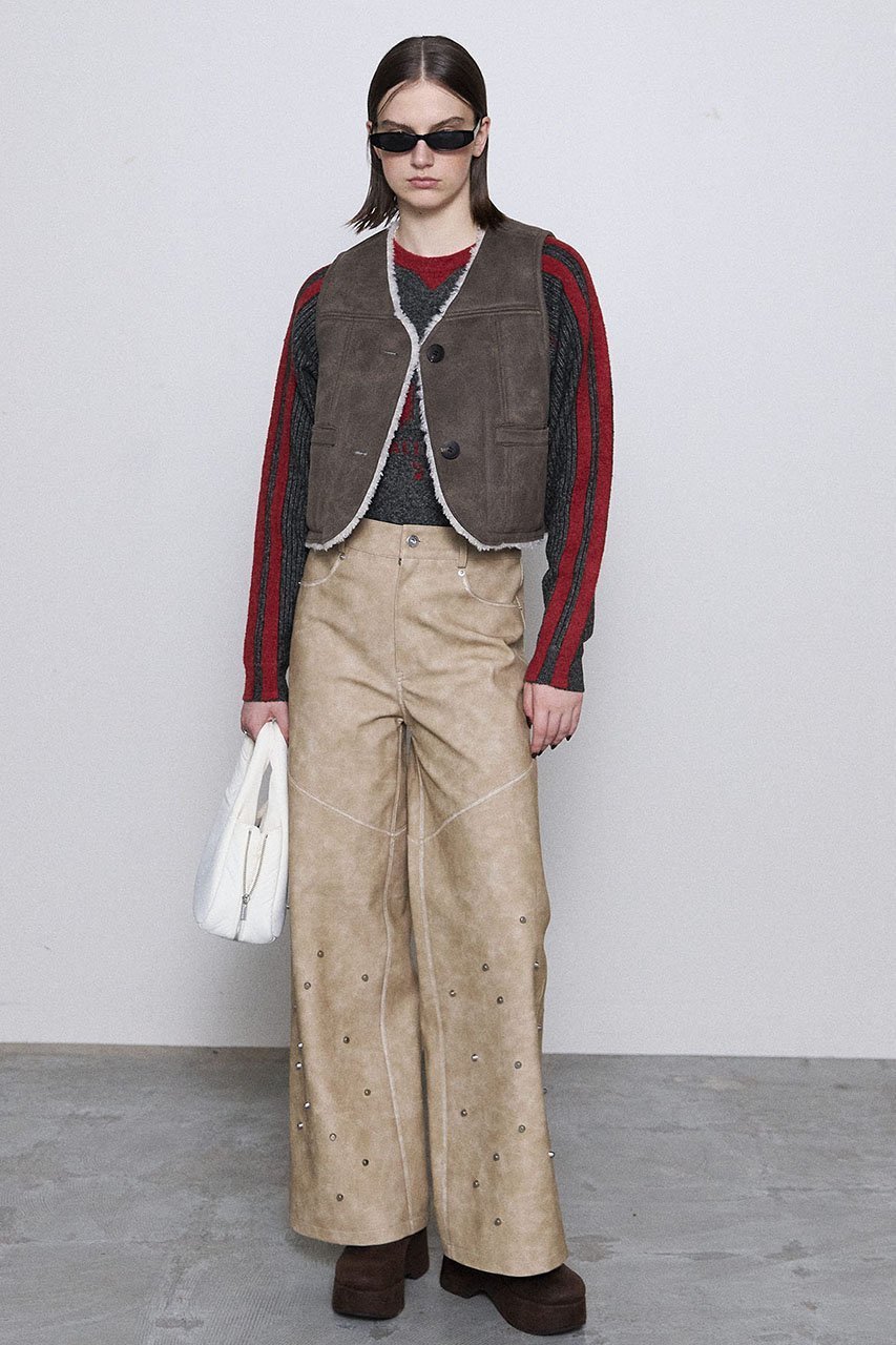 【メゾンスペシャル/MAISON SPECIAL】のStuds faux Leather Straight Pants/スタッズフェイクレザーストレートパンツ 人気、トレンドファッション・服の通販 founy(ファニー) 　ファッション　Fashion　レディースファッション　Fashion for Women　パンツ　Pants & Trousers　おすすめ　Recommended / Our Picks　クール　Cool, Chic　シンプル　Simple, Minimal　スタッズ　Studs, Metal Accents　ストレート　Straight, Straight Cut　フェイクレザー　Faux Leather, PU Leather　other-3|ID: prp329100004608257 ipo3291000000034910002