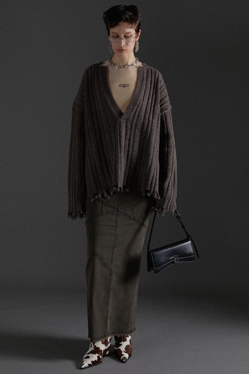 【プランク プロジェクト/PRANK PROJECT】のブランジネックニット / Plunge Neck Knit 人気、トレンドファッション・服の通販 founy(ファニー) 　ファッション　Fashion　レディースファッション　Fashion for Women　トップス・カットソー　Cut & Sew Tops　ニット　Knit Tops & Sweaters　カジュアルプルオーバー・ニットトップス　Pullovers & Knit Tops / Casual Pullovers　おすすめ　Recommended / Our Picks　アシンメトリー　Asymmetrical Style　インナー　Innerwear　スリット　Slit, Slit Detail　ダメージ　Distressed, Destroyed　other-6|ID: prp329100004608286 ipo3291000000034980620