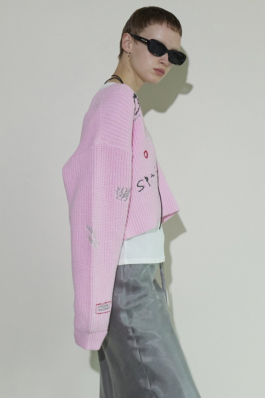 【メゾンスペシャル/MAISON SPECIAL】のV-neck Embroidery Knitwear/Vネックエンブロイダリーニット 人気、トレンドファッション・服の通販 founy(ファニー) 　ファッション　Fashion　レディースファッション　Fashion for Women　トップス・カットソー　Cut & Sew Tops　ニット　Knit Tops & Sweaters　カジュアルプルオーバー・ニットトップス　Pullovers & Knit Tops / Casual Pullovers　Vネックトップス　V-Neck Tops / V-Cut Neckline Shirts　おすすめ　Recommended / Our Picks　グラフィック　Graphic, Graphic Design　other-8|ID: prp329100004608287 ipo3291000000032931533