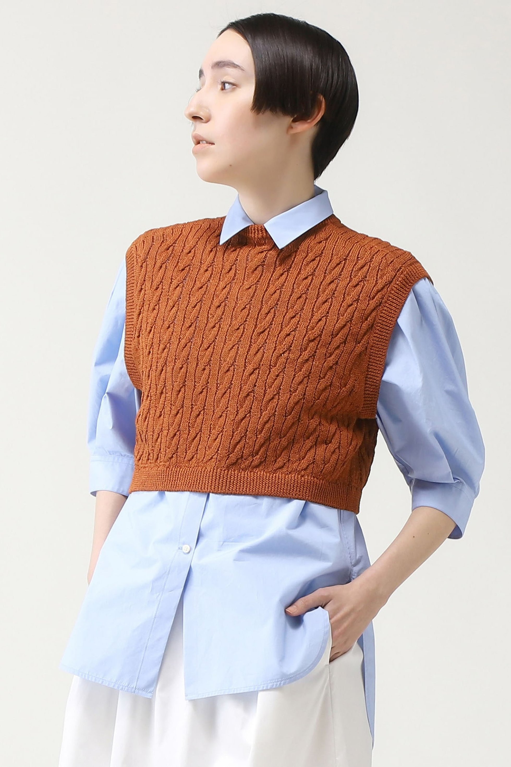 【マルティニーク/martinique】のボリュームスリーブブラウス 人気、トレンドファッション・服の通販 founy(ファニー) 　ファッション　Fashion　レディースファッション　Fashion for Women　トップス・カットソー　Cut & Sew Tops　シャツ・ブラウス・オフィスカジュアル　Elegant Blouses & Button-Ups　ボリューム袖・フリルスリーブブラウス　Voluminous & Ruffle Sleeves / Puffy Sleeve Tops　ギャザー　Gathered, Ruffled　スリーブ　Sleeve, Long Sleeve / Short Sleeve　タイプライター　Typewriter Fabric, Crisp Cotton　ブロード　Broadcloth, Fine Cotton　ロング　Long, Long-Length　夏　Summer　春　Spring　S/S・春夏　SS, Spring/Summer, Warm Season　 other-1|ID: prp329100004608332 ipo3291000000032933679