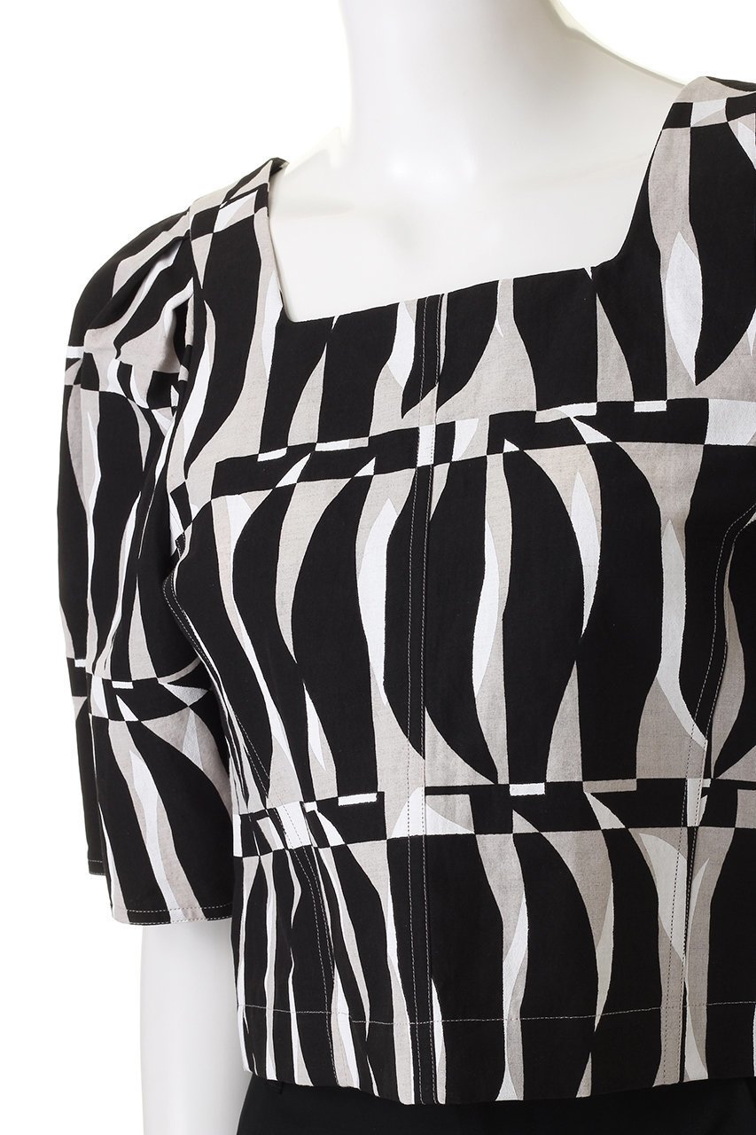 【マルティニーク/martinique】の【CURRENTAGE】Volume Sleeve Blouse 人気、トレンドファッション・服の通販 founy(ファニー) 　ファッション　Fashion　レディースファッション　Fashion for Women　トップス・カットソー　Cut & Sew Tops　シャツ・ブラウス・オフィスカジュアル　Elegant Blouses & Button-Ups　ボリューム袖・フリルスリーブブラウス　Voluminous & Ruffle Sleeves / Puffy Sleeve Tops　サマー　Summer, Summer Style　ショート　Short, Short Length　シンプル　Simple, Minimal　スリーブ　Sleeve, Long Sleeve / Short Sleeve　プリント　Print, Printed Pattern　リネン　Linen, Linen Fabric　other-5|ID: prp329100004608365 ipo3291000000032935187