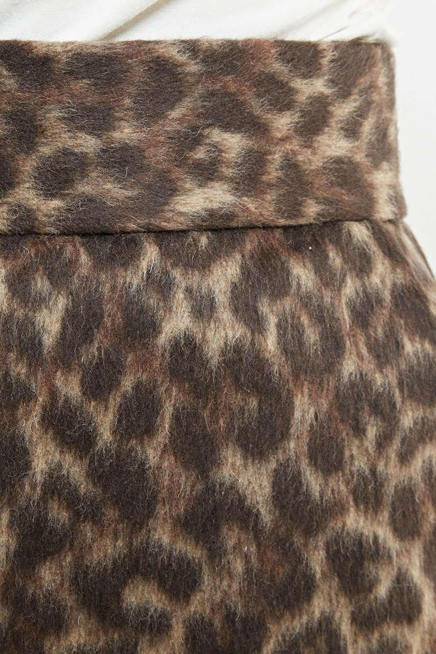 【マルティニーク/martinique】の【CURRENTAGE】martinique exclusiveレオパード柄スカート 人気、トレンドファッション・服の通販 founy(ファニー) 　ファッション　Fashion　レディースファッション　Fashion for Women　スカート　Skirts　イタリア　Italy　エレガント 上品　Elegant　クラシック　Classic, Timeless Style　シンプル　Simple, Minimal　タイトスカート　Pencil Skirt, Tight Skirt　レオパード　Leopard, Animal Print　other-4|ID: prp329100004608460 ipo3291000000032939500