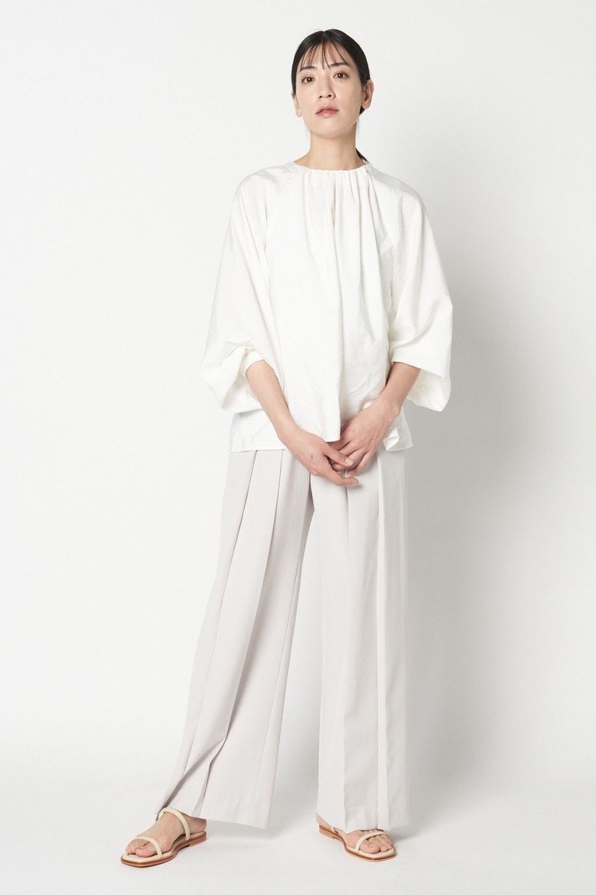 【エリオポール/heliopole】のレーヨンポプリンバックギャザーブラウス 人気、トレンドファッション・服の通販 founy(ファニー) ファッション Fashion レディースファッション Fashion for Women トップス・カットソー Cut & Sew Tops シャツ・ブラウス・オフィスカジュアル Elegant Blouses & Button-Ups バッグ Bags とろみ Fluid, Flowy Fabric ギャザー Gathered, Ruffled シンプル Simple, Minimal スリーブ Sleeve, Long Sleeve / Short Sleeve ドレープ Drape, Draping Fabric バランス Balance, Style Balance ボトム Bottoms, Lower Wear リボン Ribbon, Bow ループ Loop, Loop Knit ロング Long, Long-Length other-8|ID: prp329100004608464 ipo3291000000036029412