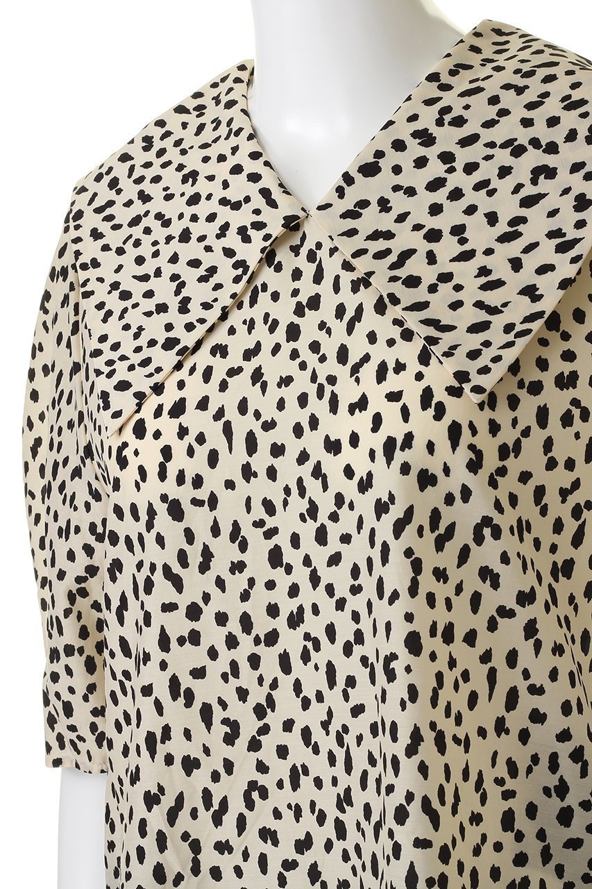 【マルティニーク/martinique】のビックカラープルオーバーブラウス 人気、トレンドファッション・服の通販 founy(ファニー) 　ファッション　Fashion　レディースファッション　Fashion for Women　トップス・カットソー　Cut & Sew Tops　シャツ・ブラウス・オフィスカジュアル　Elegant Blouses & Button-Ups　カジュアルプルオーバー・ニットトップス　Pullovers & Knit Tops / Casual Pullovers　キュプラ　Cupro, Eco Fabric　ショート　Short, Short Length　スリーブ　Sleeve, Long Sleeve / Short Sleeve　トレンド　Trend, Trending Now　プリント　Print, Printed Pattern　レオパード　Leopard, Animal Print　夏　Summer　無地　Plain, Solid Color　other-5|ID: prp329100004608544 ipo3291000000032942516