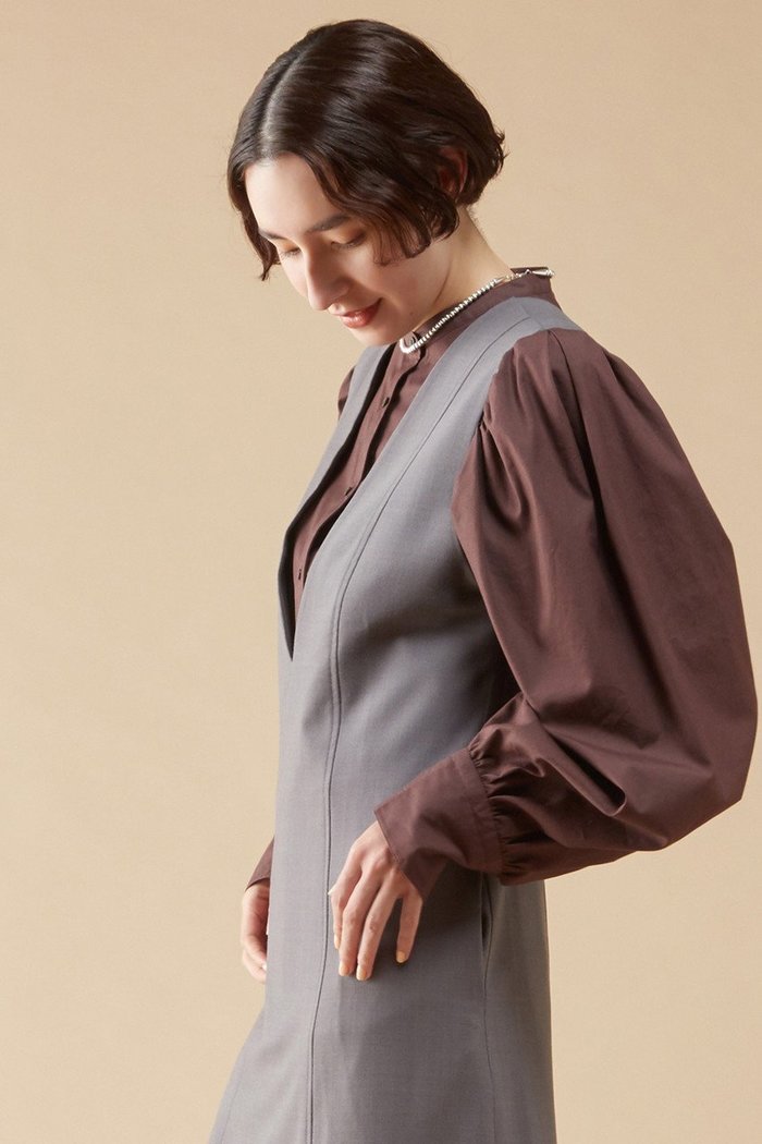 【マルティニーク/martinique】のボリュームスリーブシャツ インテリア・キッズ・メンズ・レディースファッション・服の通販 founy(ファニー) https://founy.com/ ファッション Fashion レディースファッション Fashion for Women トップス・カットソー Cut & Sew Tops シャツ・ブラウス・オフィスカジュアル Elegant Blouses & Button-Ups ボリューム袖・フリルスリーブブラウス Voluminous & Ruffle Sleeves / Puffy Sleeve Tops ギャザー Gathered, Ruffled シルク Silk, 100% Silk スリーブ Sleeve, Long Sleeve / Short Sleeve タイプライター Typewriter Fabric, Crisp Cotton ロング Long, Long-Length 冬 Winter / This Winter 秋 Autumn |ID: prp329100004608552 ipo3291000000032942629