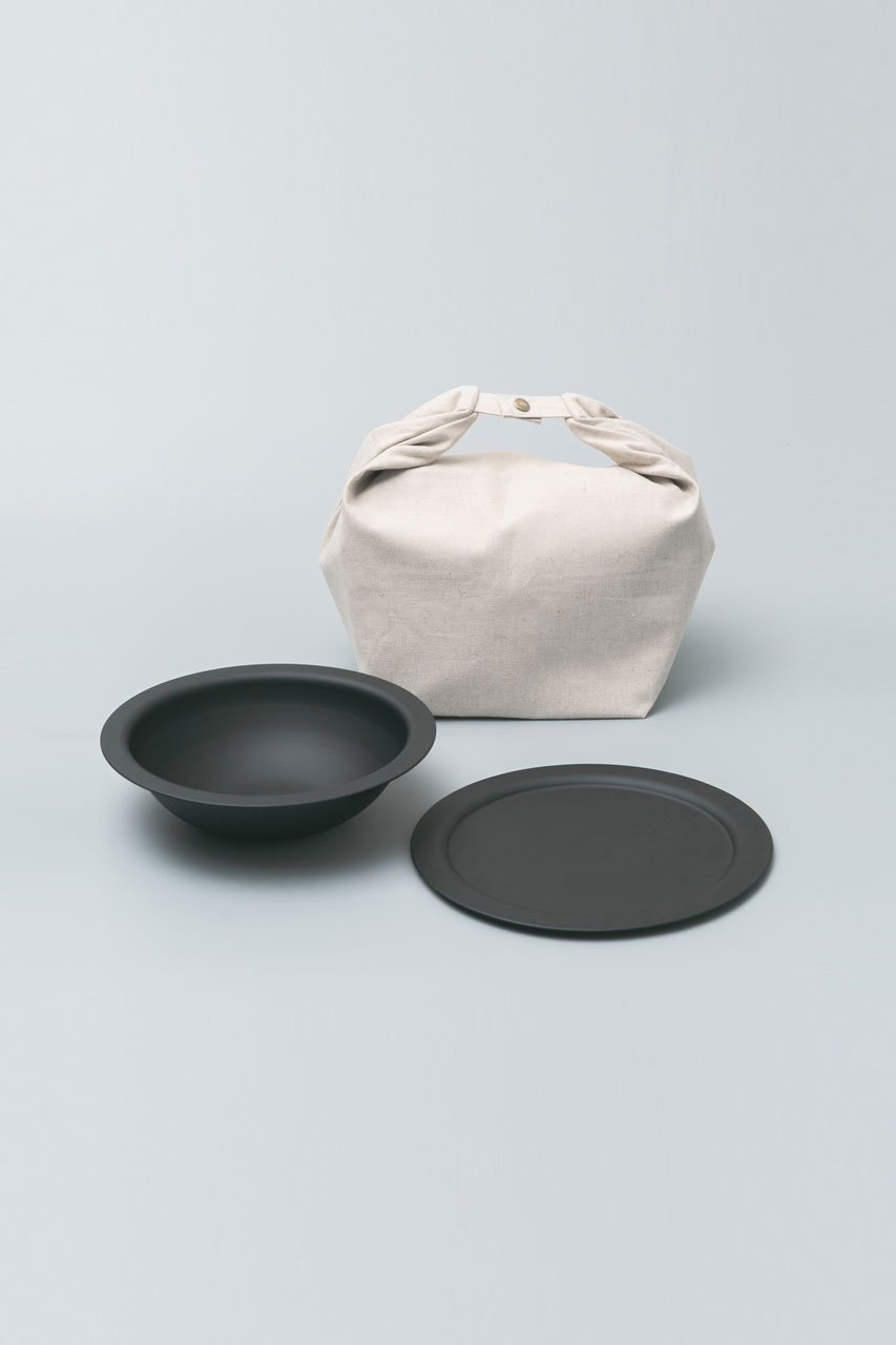 【ヘゲ/HEGE / GOODS】のTake HEGE Outside Set(Φ250直火深鍋+Φ260直火蓋皿+保温保冷袋) 人気、トレンドファッション・服の通販 founy(ファニー) 　アウトドア　Outdoor Clothing　アクセサリー　Fashion Accessories　ウッド　Wooden Design　軽量　Lightweight, Ultra Light　スマート　Smart, Elegant　皿　Plate, Dish　テーブル　Table, Dining Table　フラット　Flat, Flat Shoes　再入荷　Restock / Back in Stock　おすすめ　Recommended / Our Picks　other-2|ID: prp329100004608635 ipo3291000000032946094