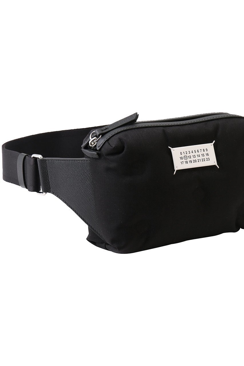 【メゾン マルジェラ/MAISON MARGIELA】の【UNISEX】GLAM SLAM SPORT ON ボディーバッグ 人気、トレンドファッション・服の通販 founy(ファニー) 　ファッション　Fashion　レディースファッション　Fashion for Women　バッグ　Bags　ポーチ&ミニバッグ　Pouches & Mini Bags　2025年　2025　2025-2026秋冬・A/W　Autumn/Winter 2025–26 AW25–26　ユニセックス　Unisex, Genderless　旅行　Travel　A/W・秋冬　Autumn/Winter　other-4|ID: prp329100004608711 ipo3291000000032947407