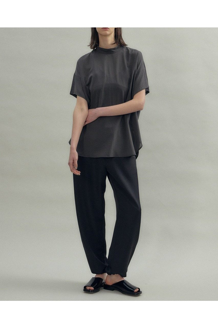 【フローレント/FLORENT】のコットン ハイネック トップス 人気、トレンドファッション・服の通販 founy(ファニー) 　ファッション　Fashion　レディースファッション　Fashion for Women　トップス・カットソー　Cut & Sew Tops　シャツ・ブラウス・オフィスカジュアル　Elegant Blouses & Button-Ups　ロングTシャツ・Tシャツ　Longline T-Shirts & Tees　カットソー・ベーシックTシャツ　Cut-and-Sewn Tops / Stretch Tees & Basics　2025年　2025　2025-2026秋冬・A/W　Autumn/Winter 2025–26 AW25–26　ショート　Short, Short Length　スリーブ　Sleeve, Long Sleeve / Short Sleeve　ハイネック　High Neck, Mock Neck　バランス　Balance, Style Balance　エレガント 上品　Elegant　A/W・秋冬　Autumn/Winter　other-6|ID: prp329100004608749 ipo3291000000032948411