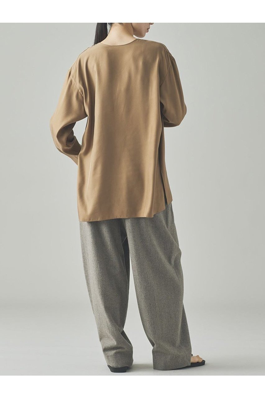 【カレンソロジー/Curensology】のキュプラツイル2WAYブラウス 人気、トレンドファッション・服の通販 founy(ファニー) 　ファッション　Fashion　レディースファッション　Fashion for Women　トップス・カットソー　Cut & Sew Tops　シャツ・ブラウス・オフィスカジュアル　Elegant Blouses & Button-Ups　エレガント 上品　Elegant　キュプラ　Cupro, Eco Fabric　シンプル　Simple, Minimal　スタイリッシュ　Stylish, Fashionable　スリット　Slit, Slit Detail　スリーブ　Sleeve, Long Sleeve / Short Sleeve　ビンテージ　Vintage, Retro Style　フォーマル　Formal, Dressy　ロング　Long, Long-Length　新作・新入荷　New Arrivals / New In　other-6|ID: prp329100004608800 ipo3291000000032949797