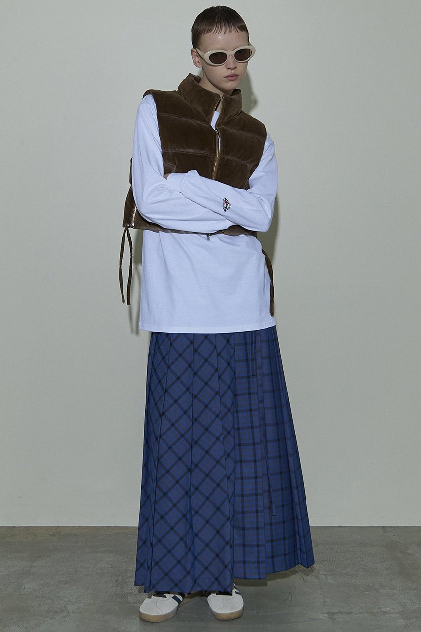 【メゾンスペシャル/MAISON SPECIAL】のMulti Fabric Puffer Vest/マルチファブリックパッファーベスト 人気、トレンドファッション・服の通販 founy(ファニー) 　ファッション　Fashion　レディースファッション　Fashion for Women　アウター　Coat / Outerwear Collection　レディースジャケット・軽アウター　Jackets　ヴィンテージ　Vintage Style　コーデュロイ　Corduroy, Cord Fabric　ジャケット　Jacket, Outerwear　フェイクレザー　Faux Leather, PU Leather　ベスト　Vest, Waistcoat　防寒　Cold Protection, Winter-Ready　ロング　Long, Long-Length　冬　Winter / This Winter　A/W・秋冬　Autumn/Winter　other-3|ID: prp329100004608807 ipo3291000000034909659