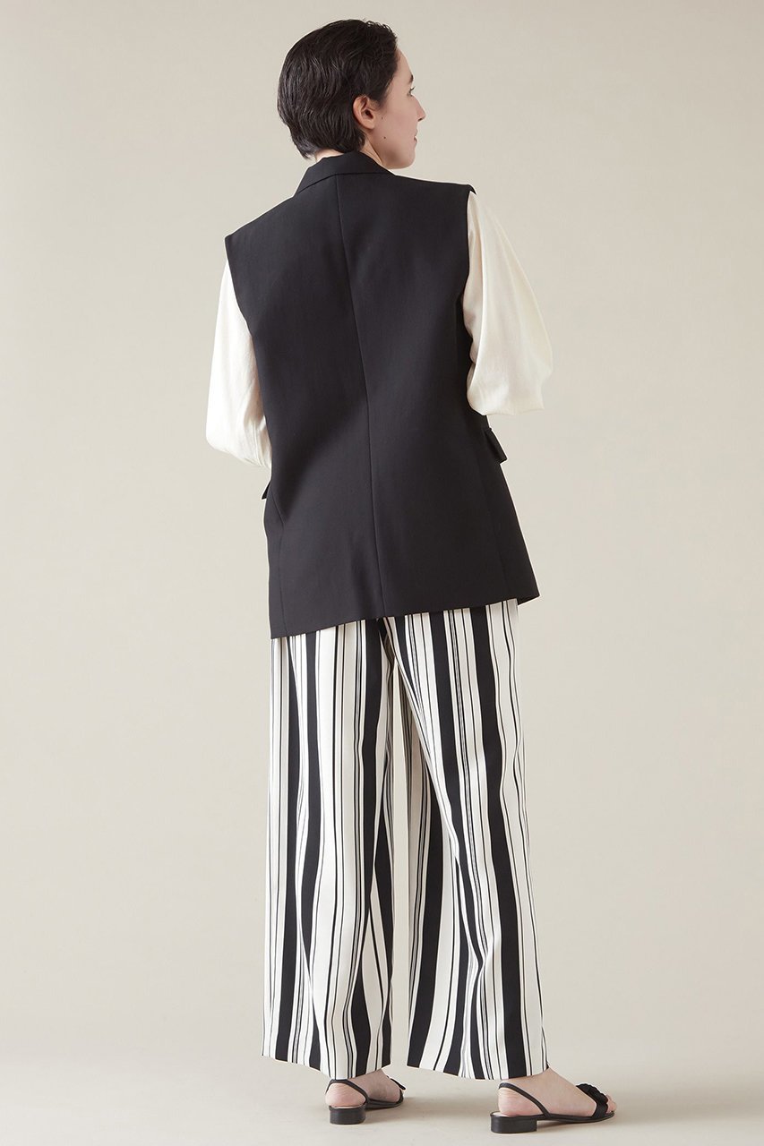 【マルティニーク/martinique】のシングルベスト 人気、トレンドファッション・服の通販 founy(ファニー) 　ファッション　Fashion　レディースファッション　Fashion for Women　アウター　Coat / Outerwear Collection　レディースジャケット・軽アウター　Jackets　ジャケット　Jacket, Outerwear　デニム　Denim, Jeans Material　パターン　Pattern, Design Print　フロント　Front, Front Design　ベスト　Vest, Waistcoat　other-6|ID: prp329100004608925 ipo3291000000032954333