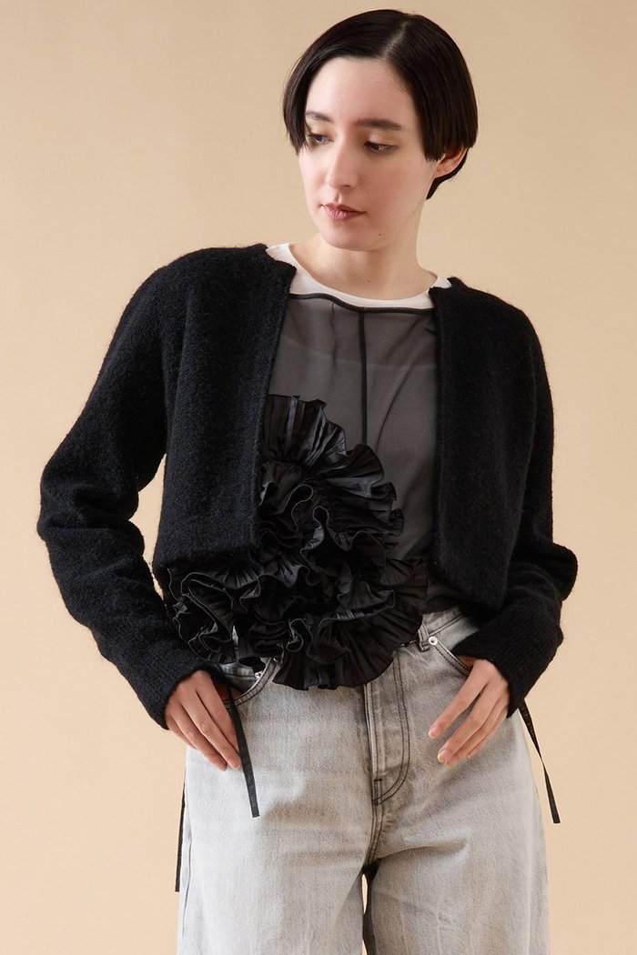 【マルティニーク/martinique】のミルドブークレーボレロカーディガン インテリア・キッズ・メンズ・レディースファッション・服の通販 founy(ファニー) https://founy.com/ ファッション Fashion レディースファッション Fashion for Women トップス・カットソー Cut & Sew Tops ニット Knit Tops & Sweaters カーディガン・羽織り Layered Style Cardigans インナー Innerwear カーディガン Cardigan, Knitwear ギャザー Gathered, Ruffled シアー Sheer, See-Through ショルダー Shoulder, Shoulder Strap ショート Short, Short Length ボレロ Bolero, Short Cardigan 夏 Summer |ID: prp329100004608969 ipo3291000000035042227